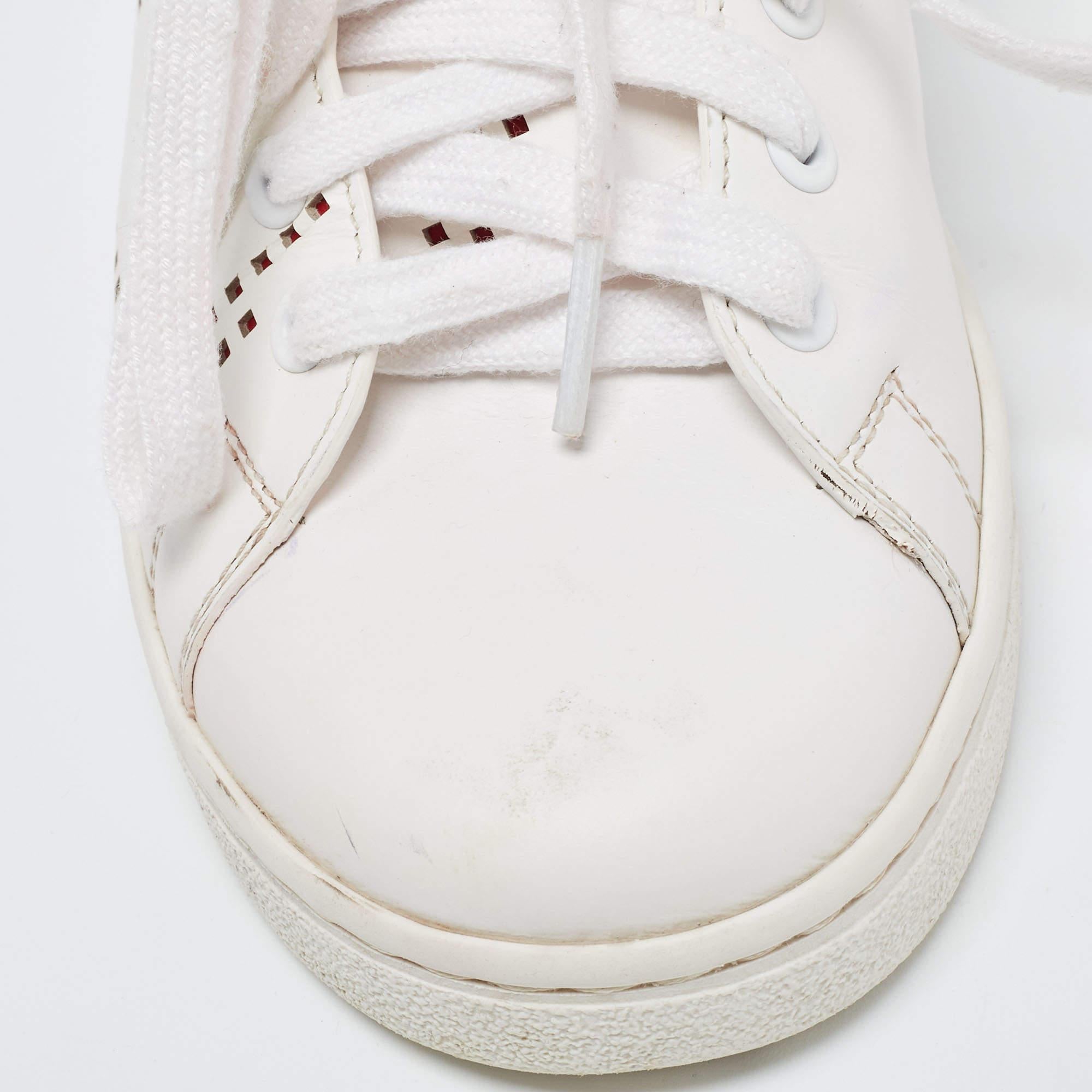 Valentino White Leather Escape V logo Sneakers Size 36 4