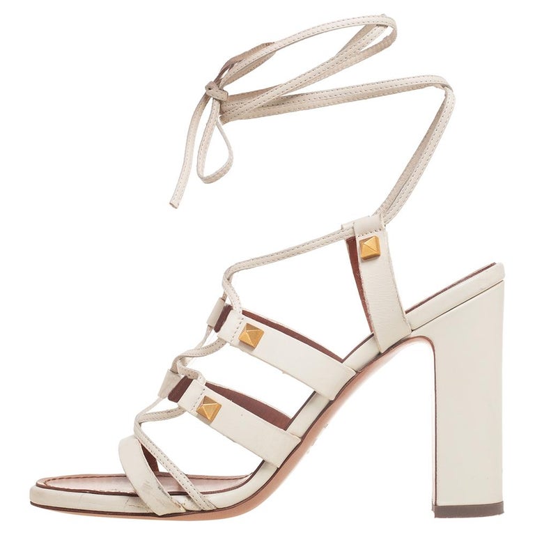 Valentino White Leather Rockstud Sandals Size 37 at 1stDibs | valentino wrap sandals, valentino sandals