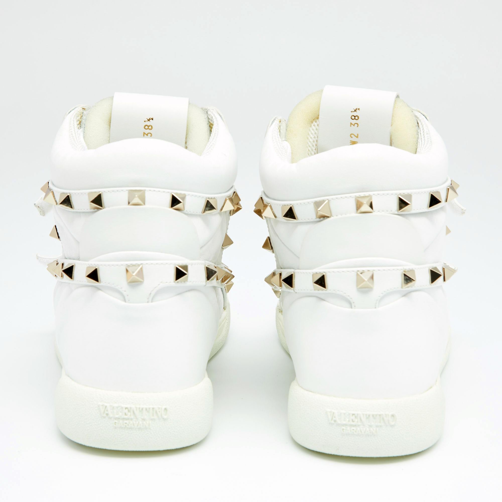 Valentino White Leather Rockstud High Top Sneakers Size 38.5 In New Condition In Dubai, Al Qouz 2