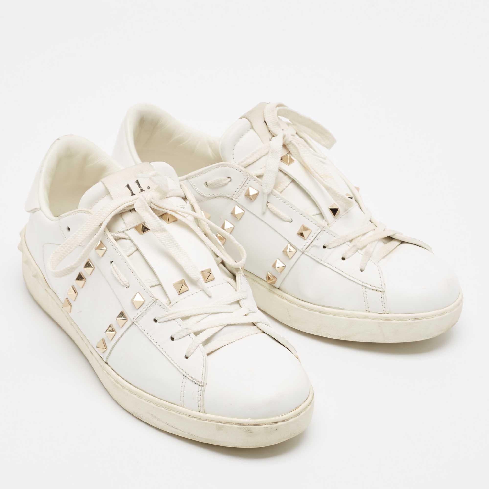Men's Valentino White Leather Rockstud Lace Up Sneakers Size 43