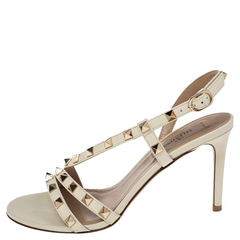 Valentino White Leather Rockstud Thong Flat Sandals Size 36 at 1stDibs