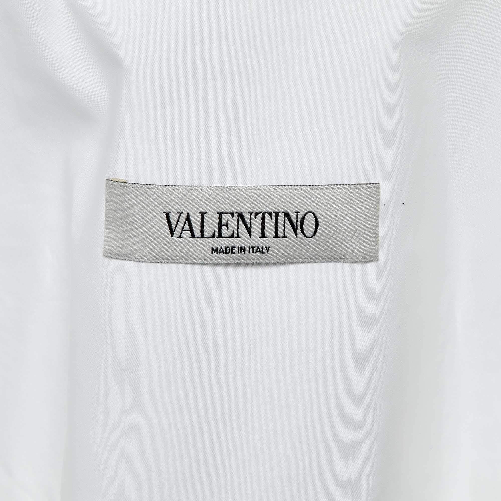 Valentino White Logo Print Poplin Tie-Up Neck Detail Oversize Shirt L In Good Condition For Sale In Dubai, Al Qouz 2