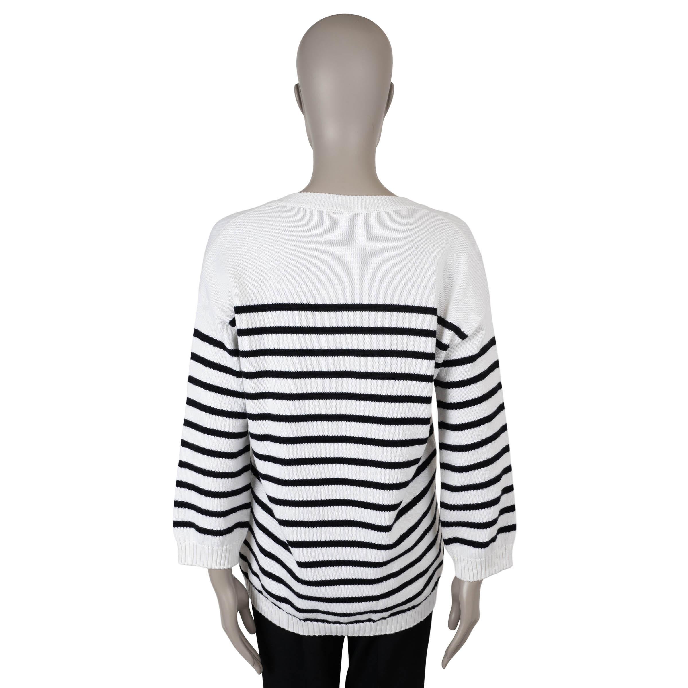 VALENTINO Weißer & marineblauer Baumwollpullover 2022 STRIPED DEEP V OVERSIZED Pullover S (Grau) im Angebot
