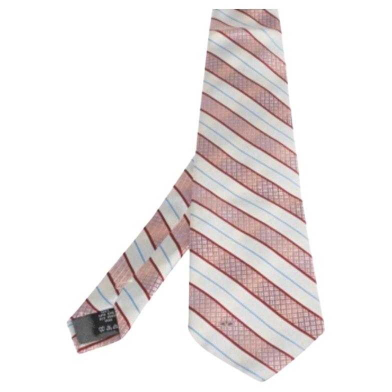 Valentino White & Pink Diagonal Textured Stripe Silk Tie For Sale