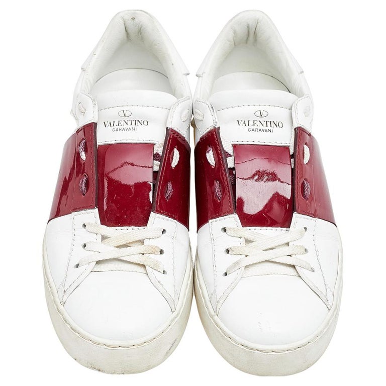 Valentino White/Red Leather and Patent Leather Rockstud Low Top Sneakers  Size 38 at 1stDibs | valentino sneakers red, valentino white and red  sneakers, valentino sneakers red and white