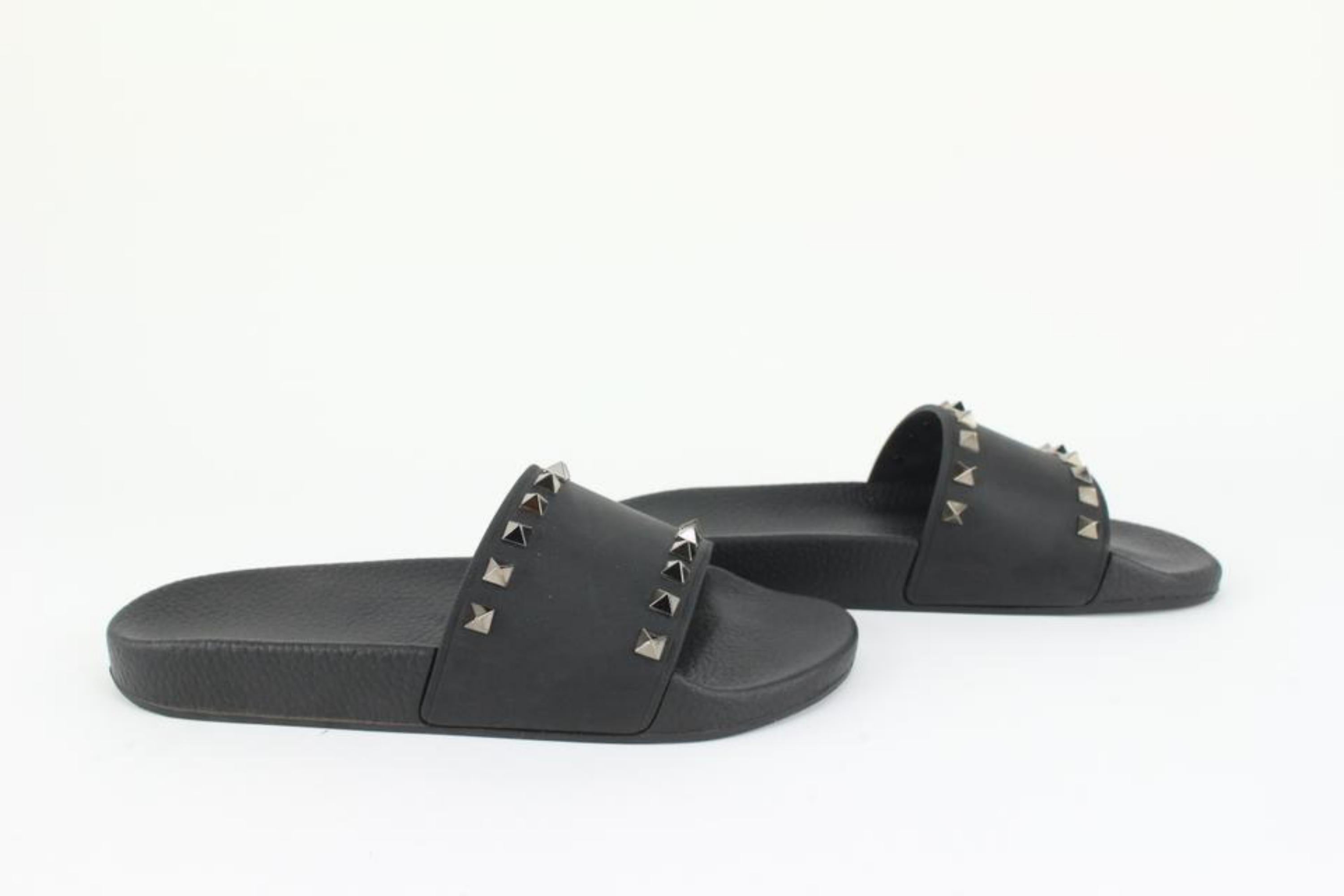 Valentino Women's 38 Black Rockstud Rubber Pool Slide Sandal 128v35 For Sale 3
