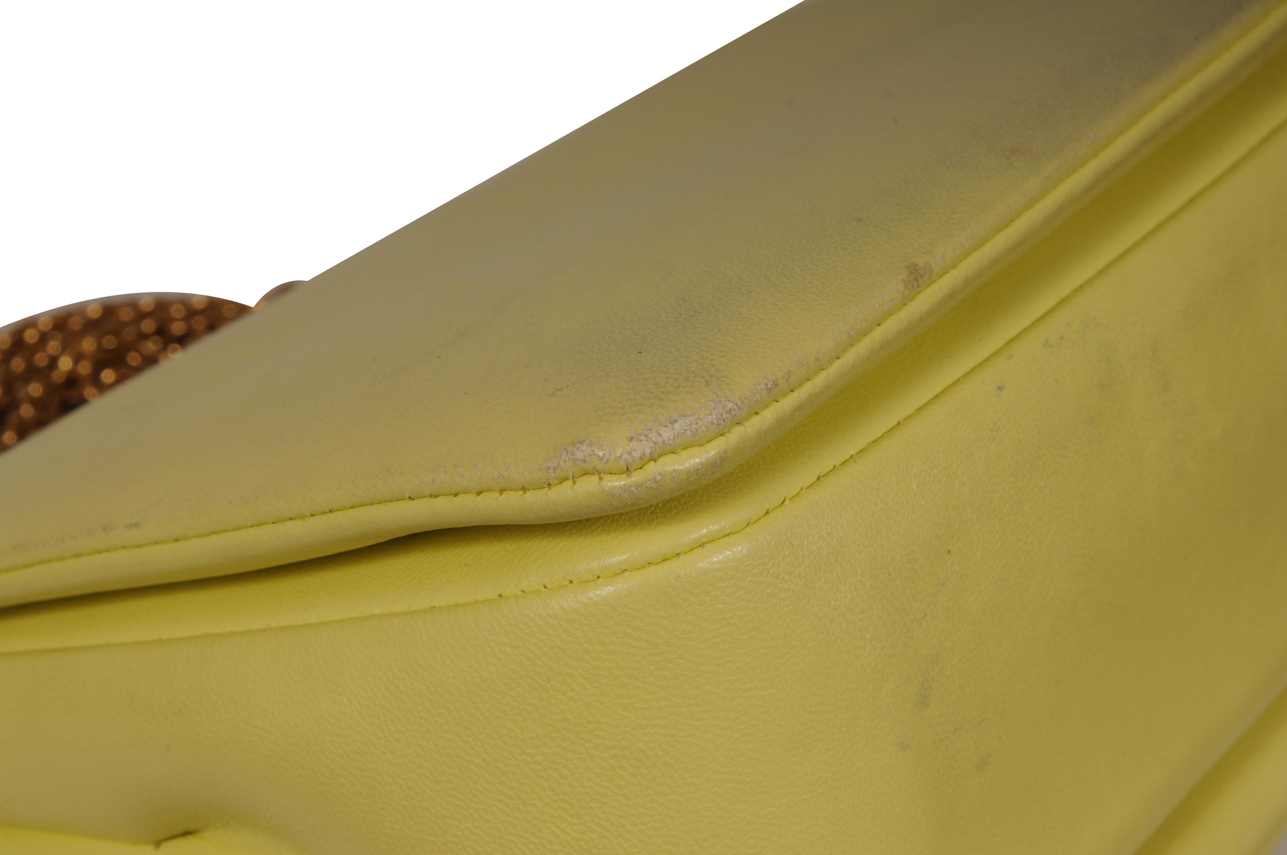 Valentino Womens One Stud Chain Shoulder Bag Yellow Leather Crossbody Tote Bag en vente 6