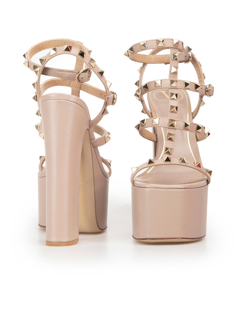 Valentino Women's Taupe Leather Rockstud 155 Platform Sandals In Good Condition In London, GB