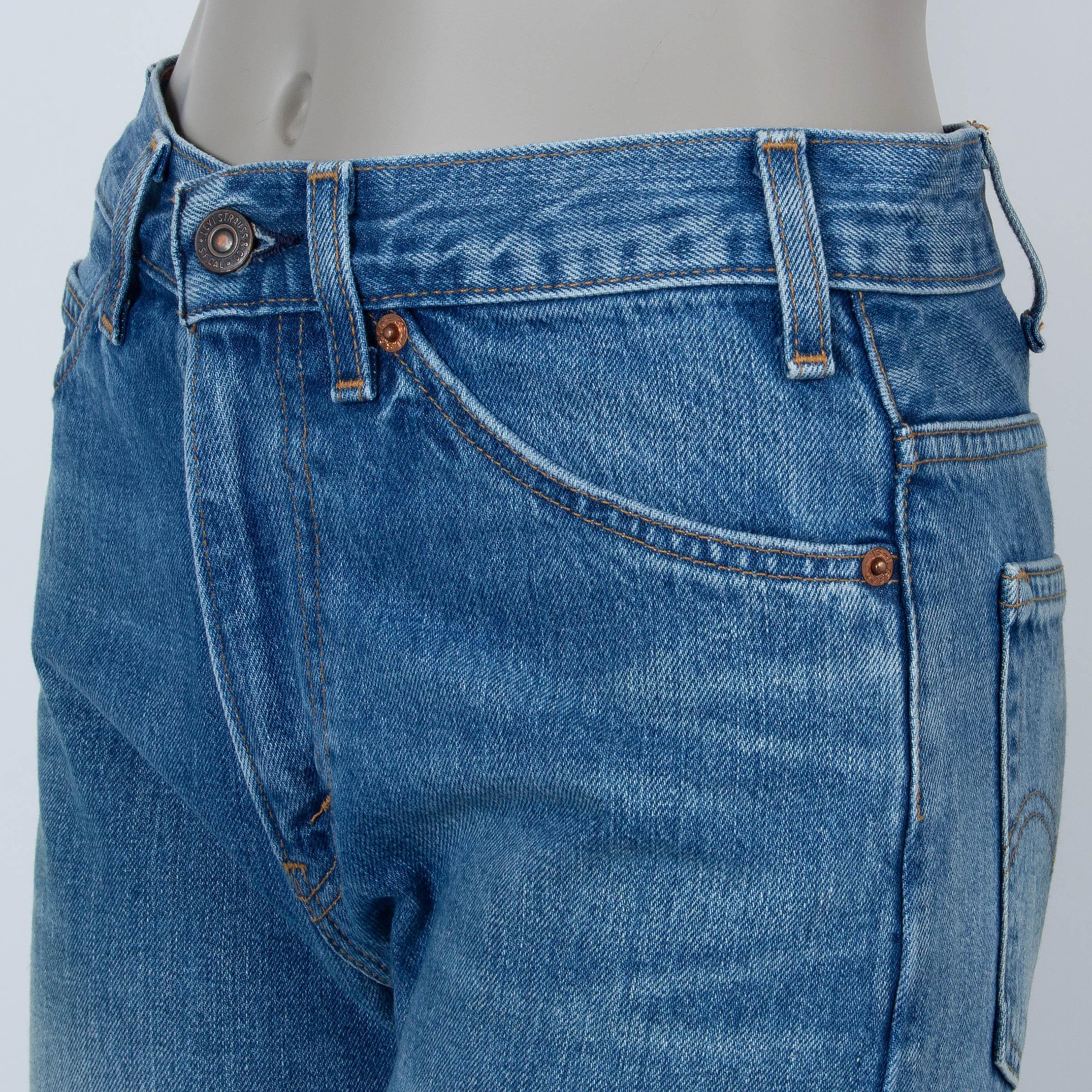 Valentino x LEWIS blue 1969 RE-EDITION Pantaloni di jeans 28 XS In condizioni ottime in vendita a Zürich, CH