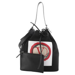 Valentino x Undercover Bucket Bag Bedrucktes Nylon in Schwarz