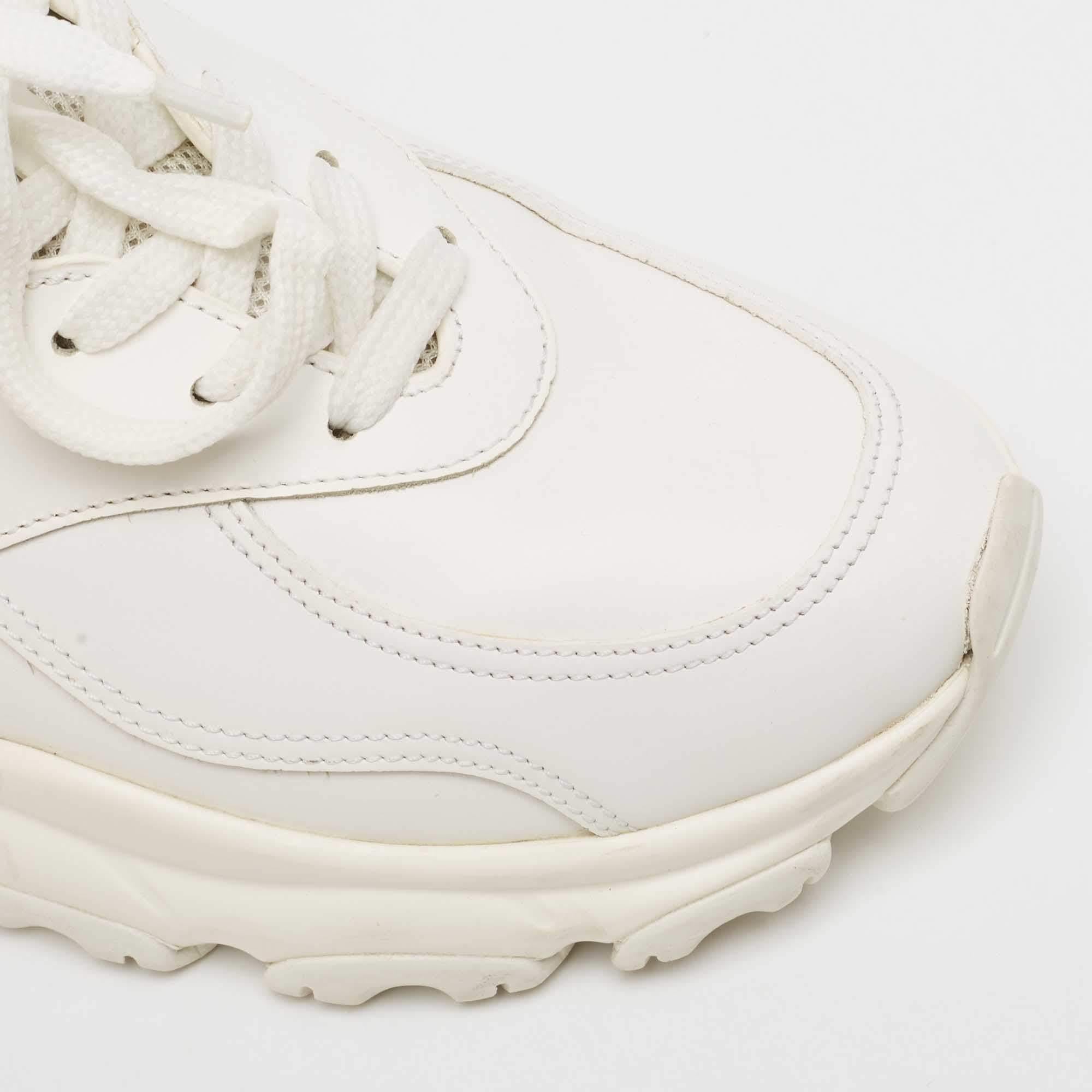 Valentino x Undercover White Leather Chain Rose Print Bounce Sneakers Size 40 For Sale 2