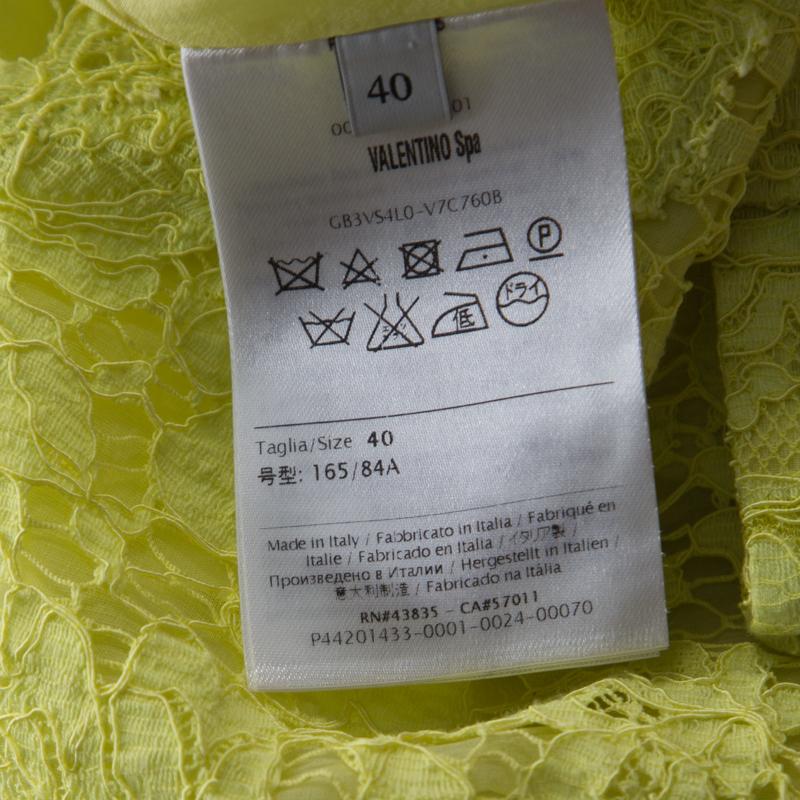 Valentino Yellow Floral Lace Scalloped Trim Bow Detail Peplum Dress S In Excellent Condition In Dubai, Al Qouz 2