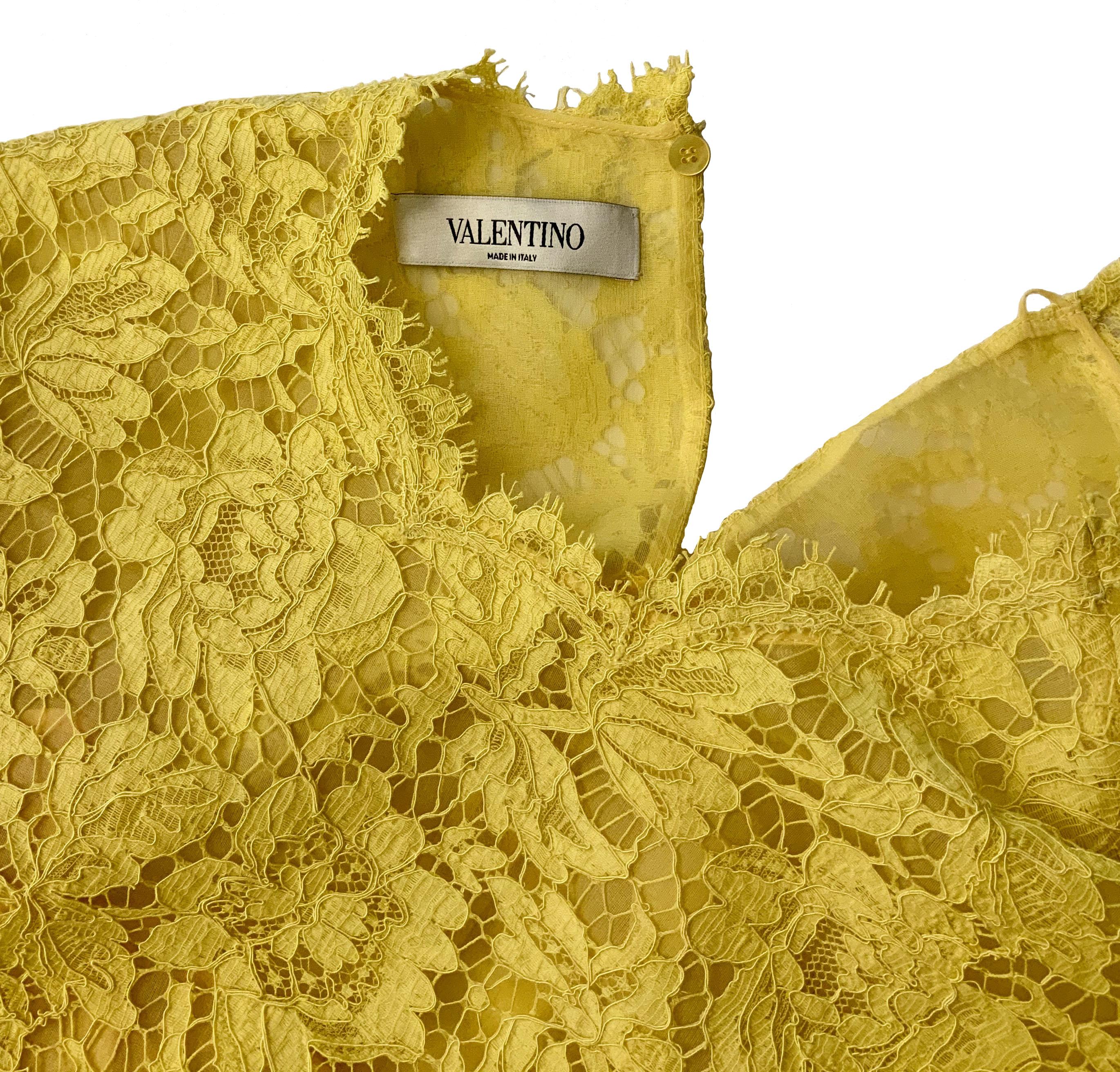 Valentino Yellow Lace Dress at 1stDibs | yellow valentino dress