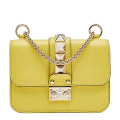 Valentino Gelbe Leder-Mini-Glam Lock-Umhängetasche