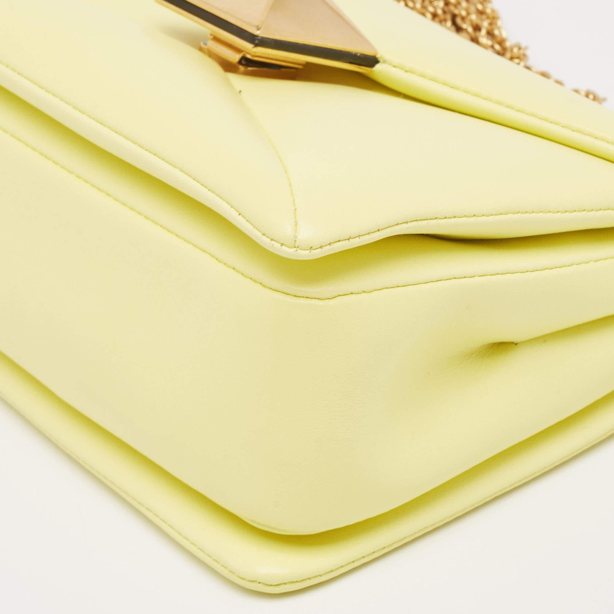 Valentino Yellow Leather One Stud Chain Bag In Excellent Condition For Sale In Dubai, Al Qouz 2