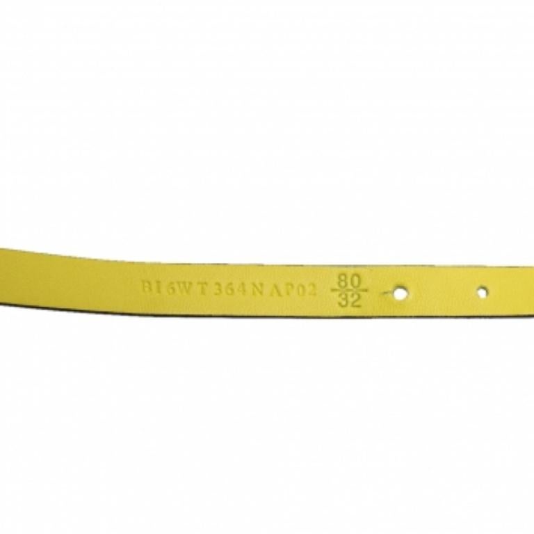 Giallo Valentino Cintura con fiocco oversize in pelle gialla 80 CM in vendita