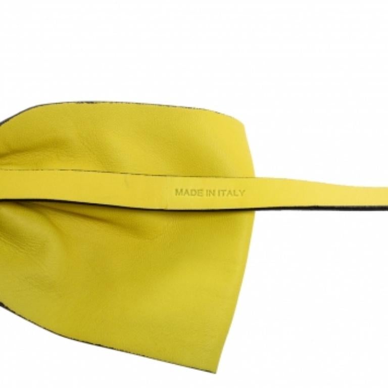 Valentino Cintura con fiocco oversize in pelle gialla 80 CM in vendita 4