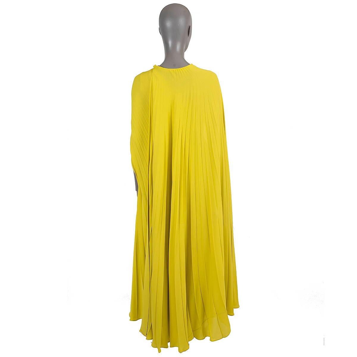 VALENTINO yellow silk 2023 CAPE-EFFECT CREPE MIDI Dress 40 S In Excellent Condition For Sale In Zürich, CH