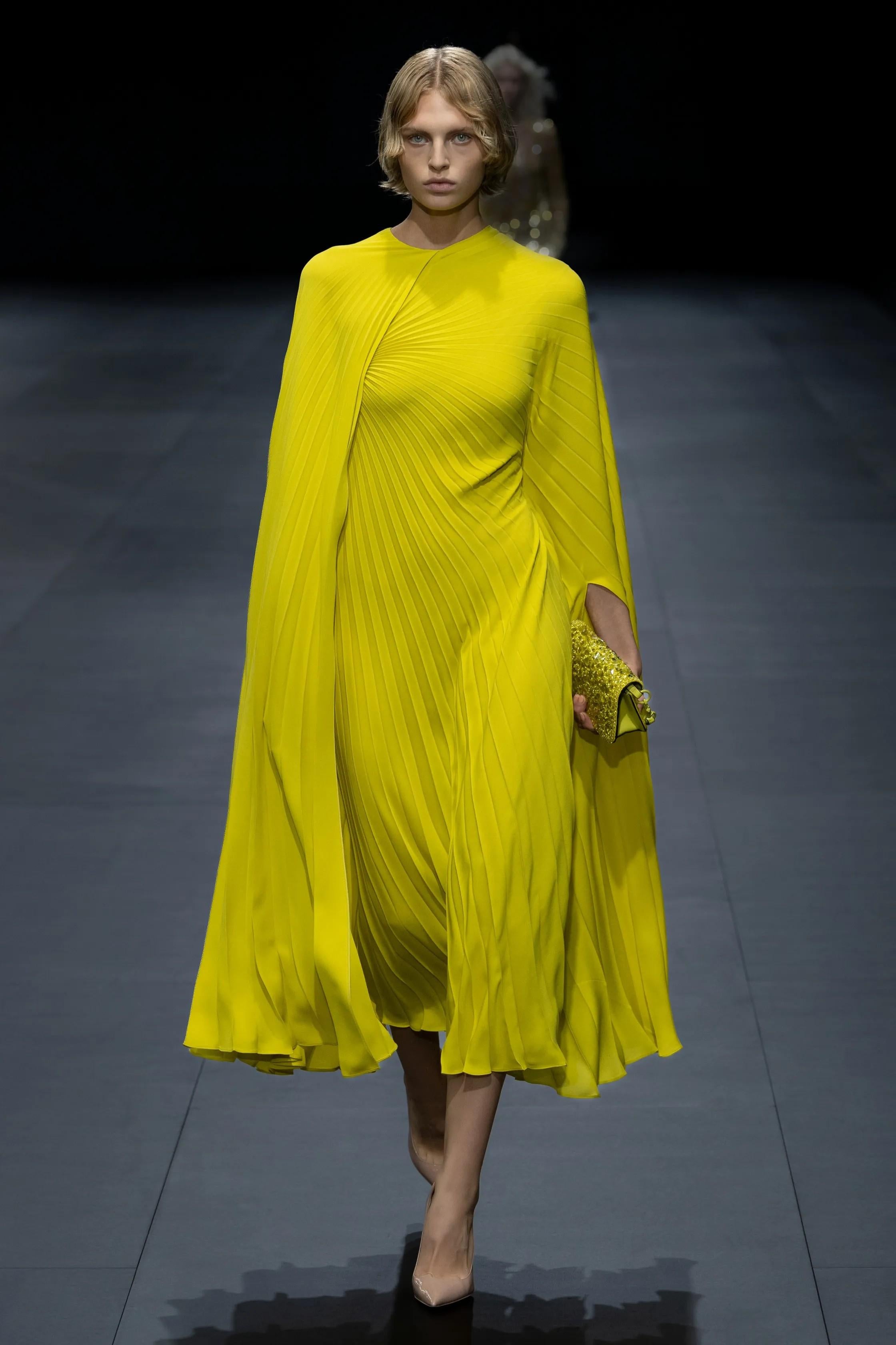 VALENTINO yellow silk 2023 CAPE-EFFECT CREPE MIDI Dress 40 S For Sale 3