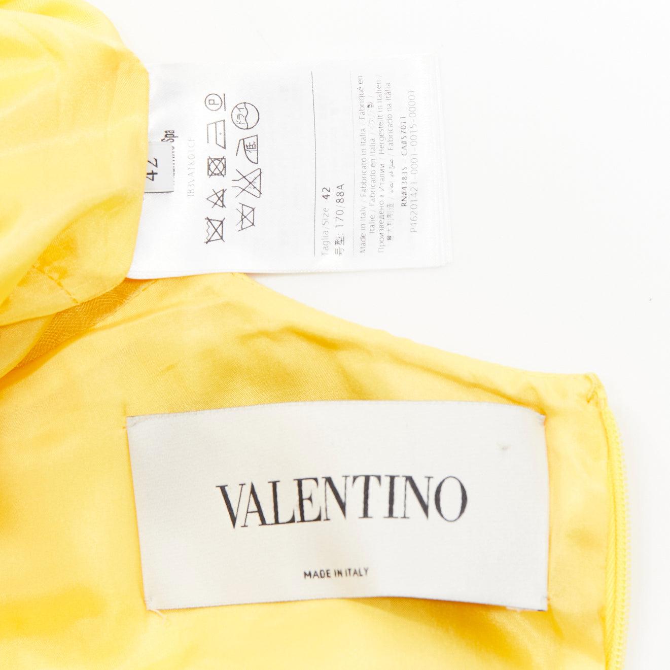 Valentino - Robe évasée à manches courtes en laine et soie jaune IT42 M en vente 5