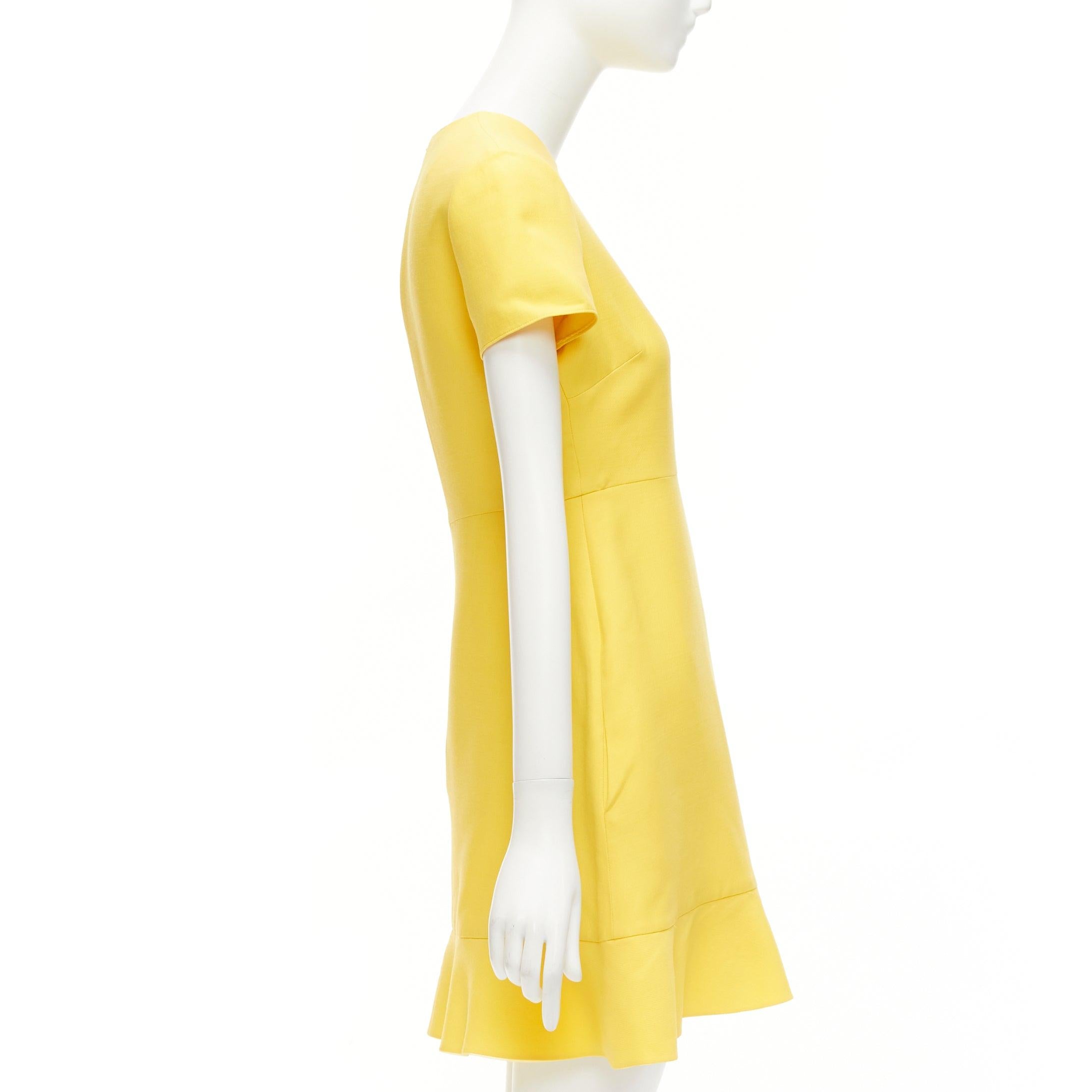 Valentino - Robe évasée à manches courtes en laine et soie jaune IT42 M Excellent état - En vente à Hong Kong, NT