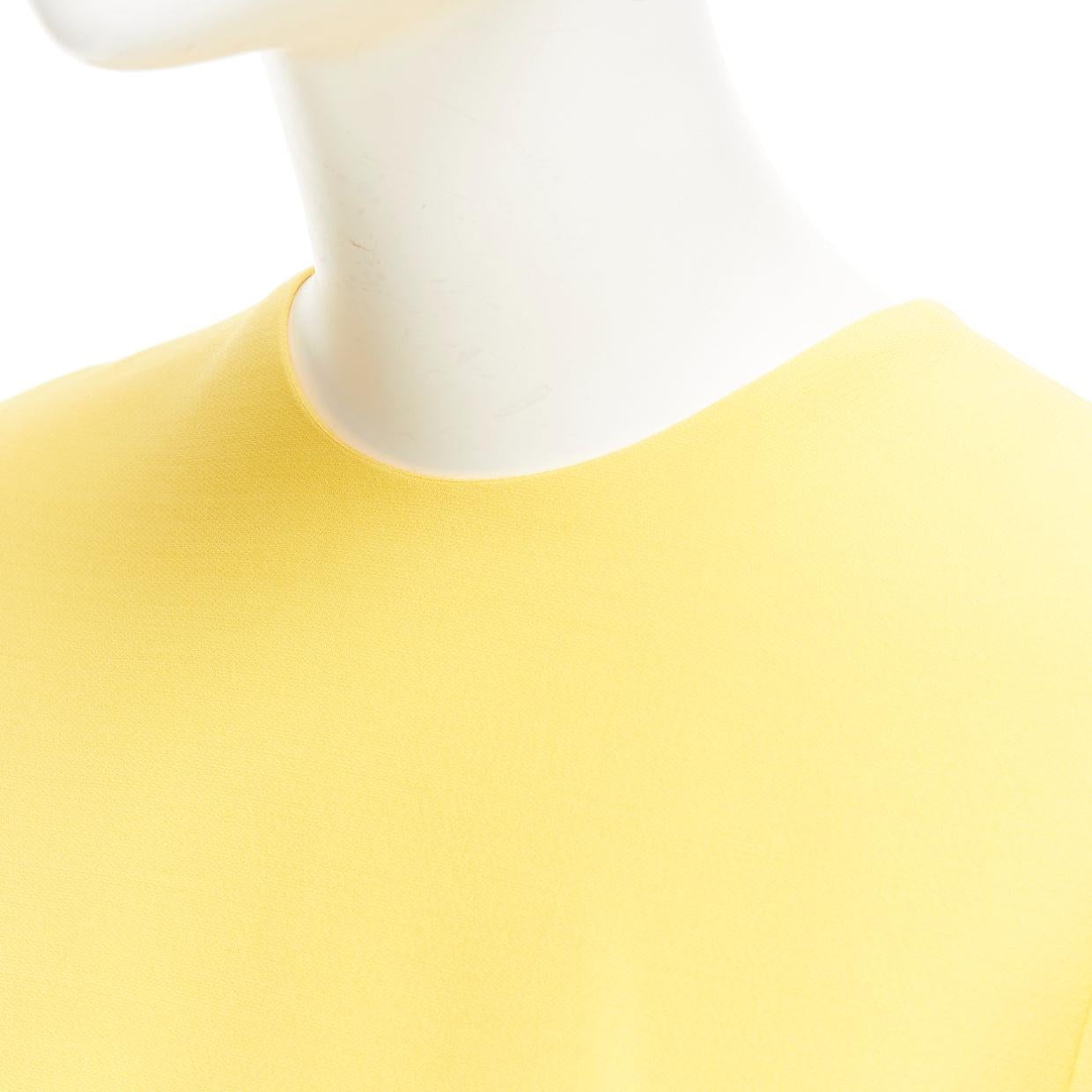 Valentino - Robe évasée à manches courtes en laine et soie jaune IT42 M en vente 3
