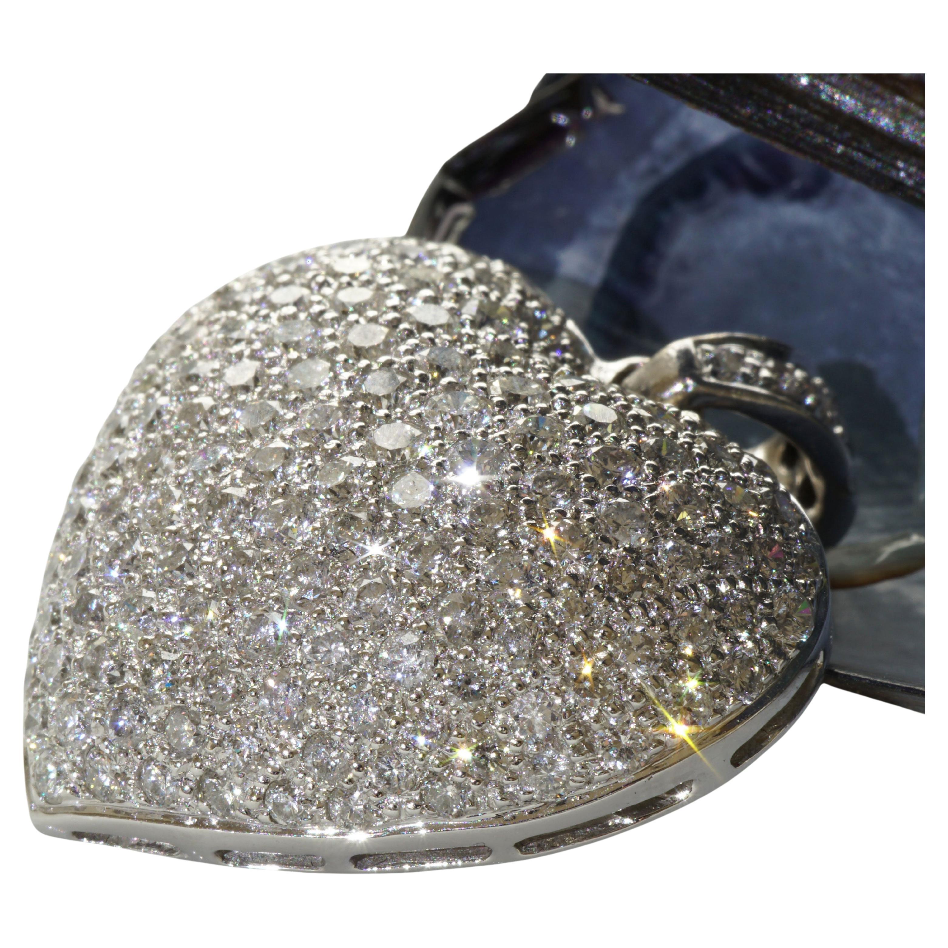 Ciondolo Cuore di Valentin Amore per Sempre 5 ct Brillianti con incastonatura solida SI 13 gr. in vendita