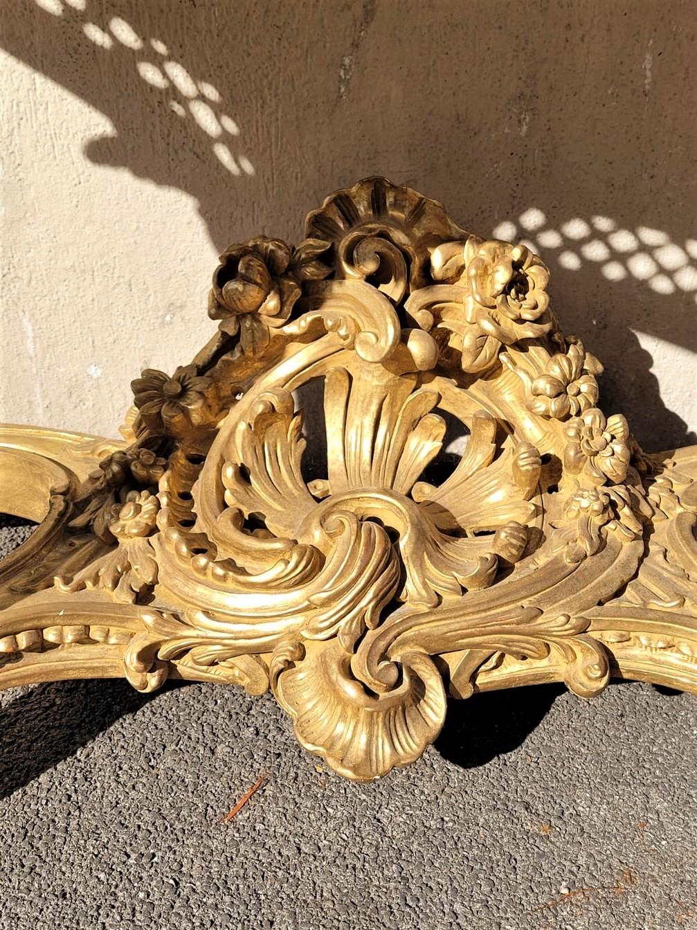 Valerian Rybar, Rocaille Console in Golden Wood, 20th Century For Sale 1