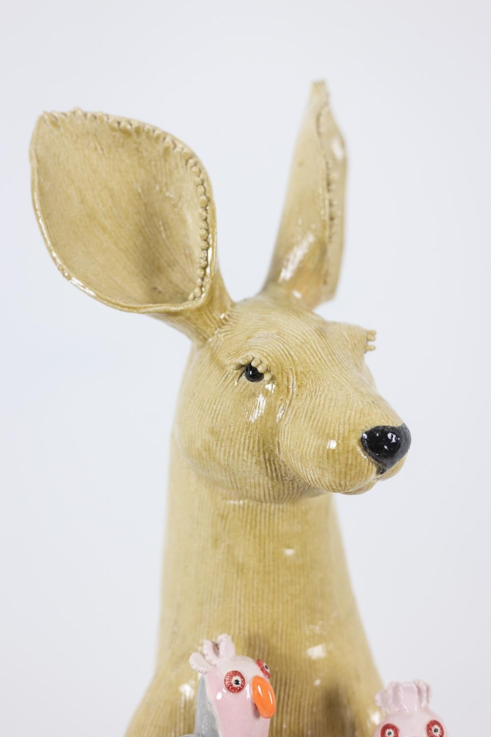 Valérie Courtet. Canguro de cerámica. Obra contemporánea. siglo XX en venta