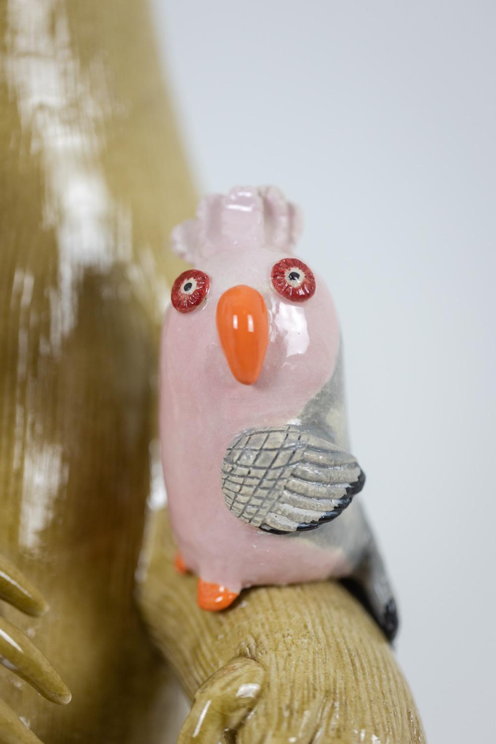 Valérie Courtet. Canguro de cerámica. Obra contemporánea. en venta 3