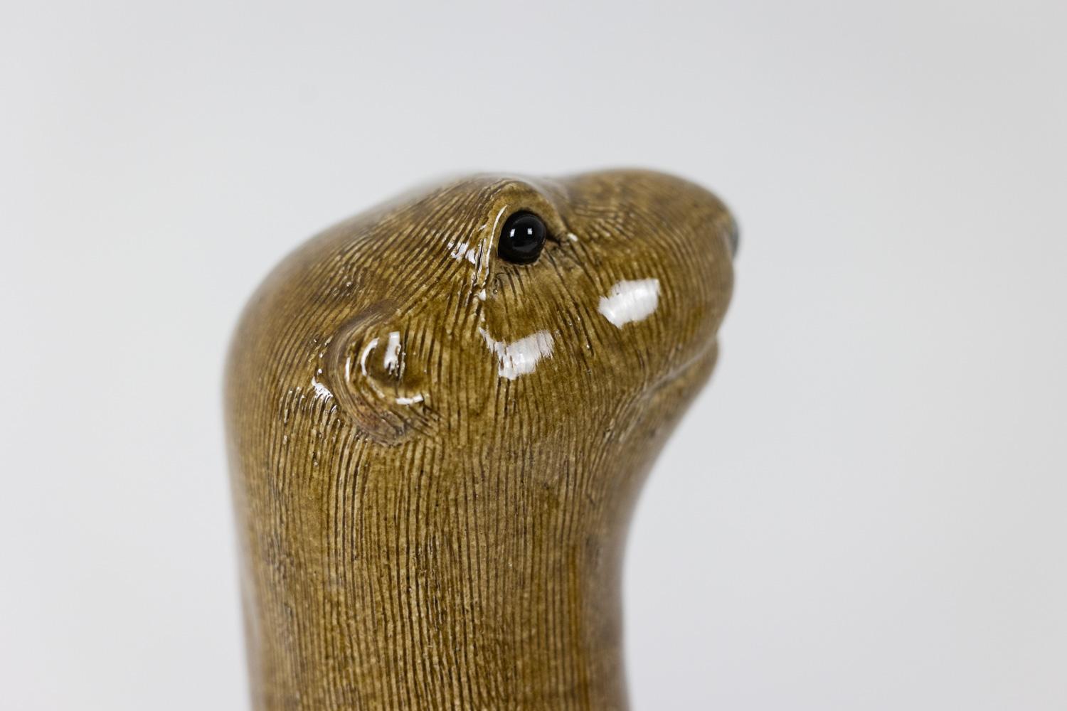 Valérie Courtet, Otter aus Schamotte und glasiertem Steingut. Zeitgenössische Arbeit im Zustand „Hervorragend“ im Angebot in Saint-Ouen, FR