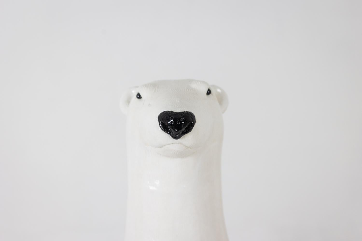Valérie Courtet, by.

White bear, in glazed and chamotte stoneware, standing.

Work of a contemporary French artist.

Dimensions: H 61 x W 28 x D 14 cm

Reference: LS64171309P