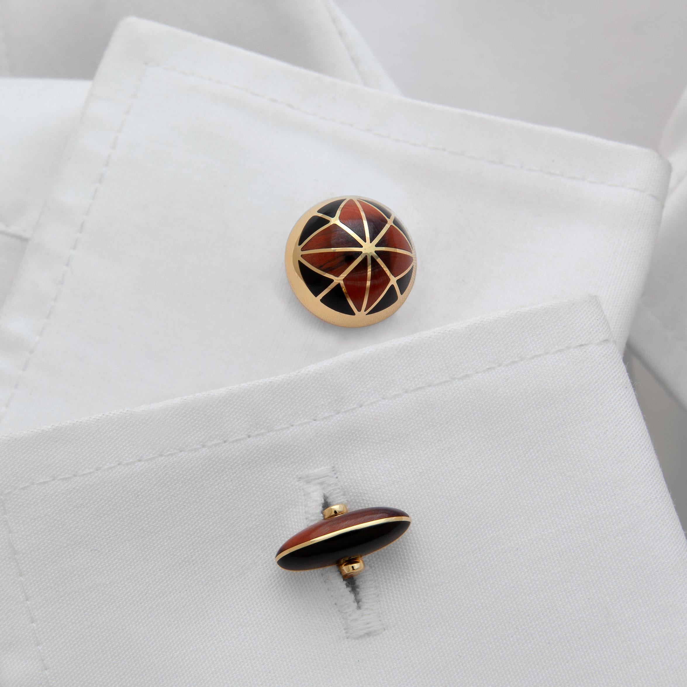 Valerie Jo Coulson, Black Jade and Tiger's Eye Inlaid Gold Cufflinks In New Condition For Sale In Pequea, PA