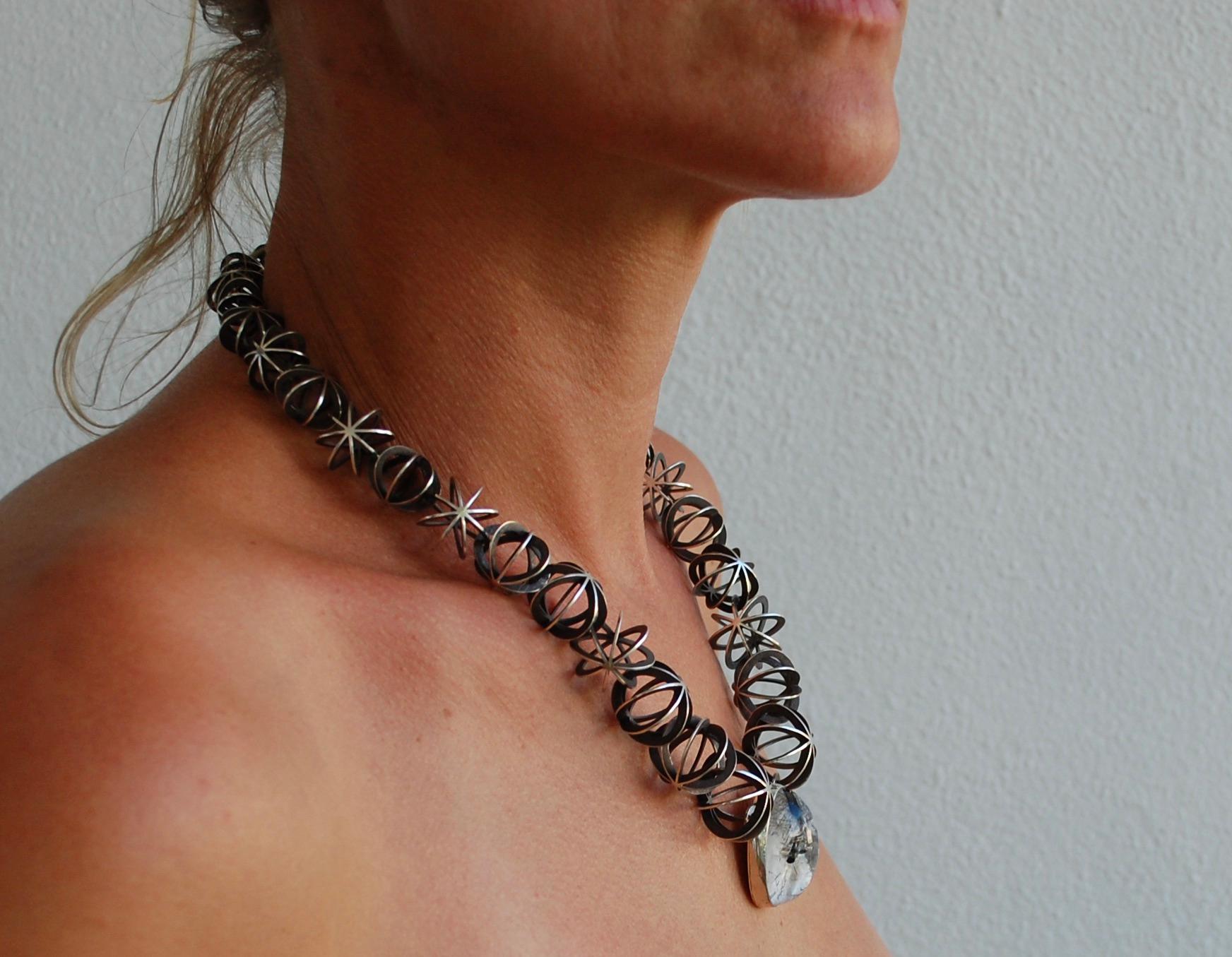 Valerie Jo Coulson Collana in argento con concatenazione di stelle in vendita 4