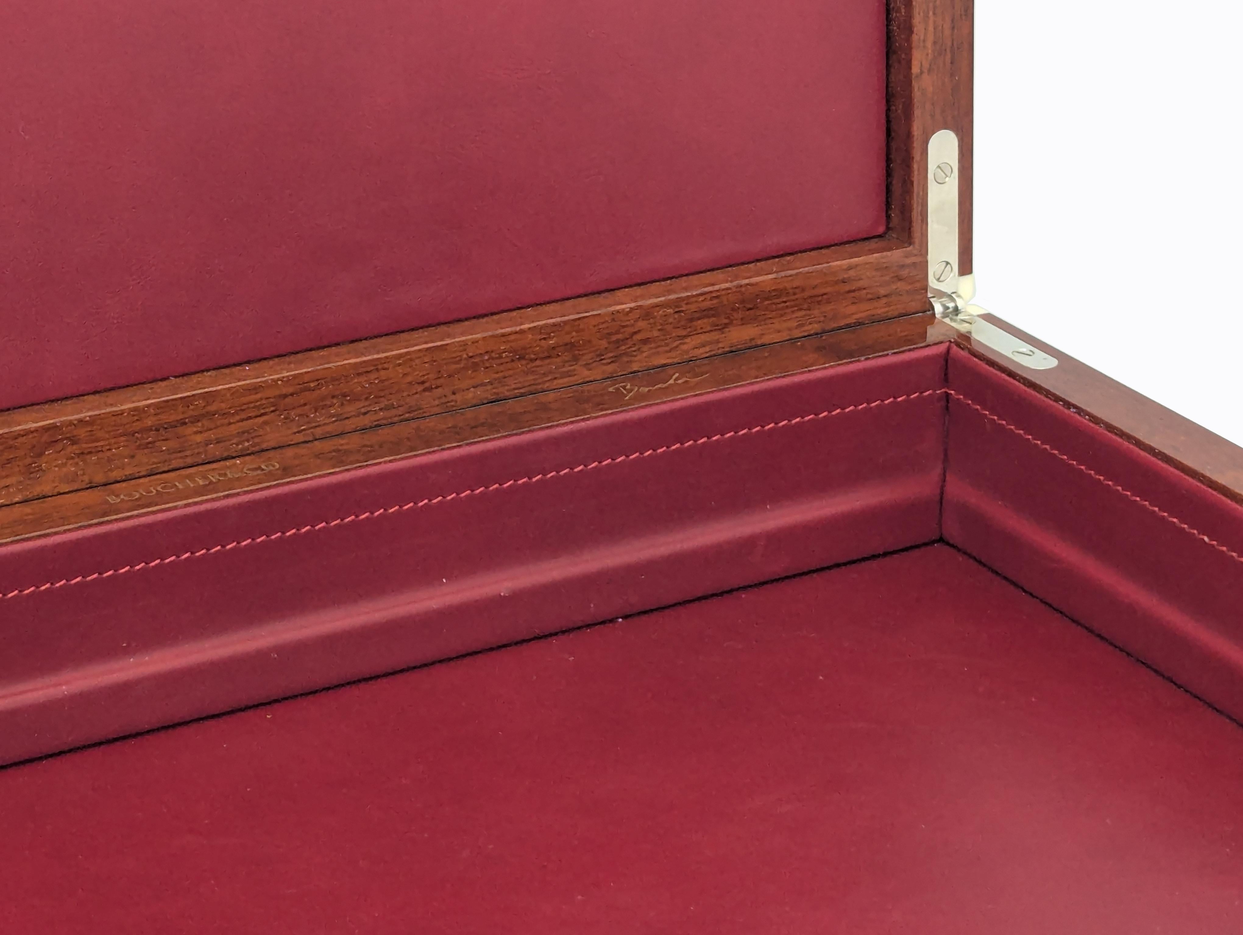Valet Box Macassar Ebony foderato in pelle 21° secolo  da Boucher & Co Australia in vendita 2