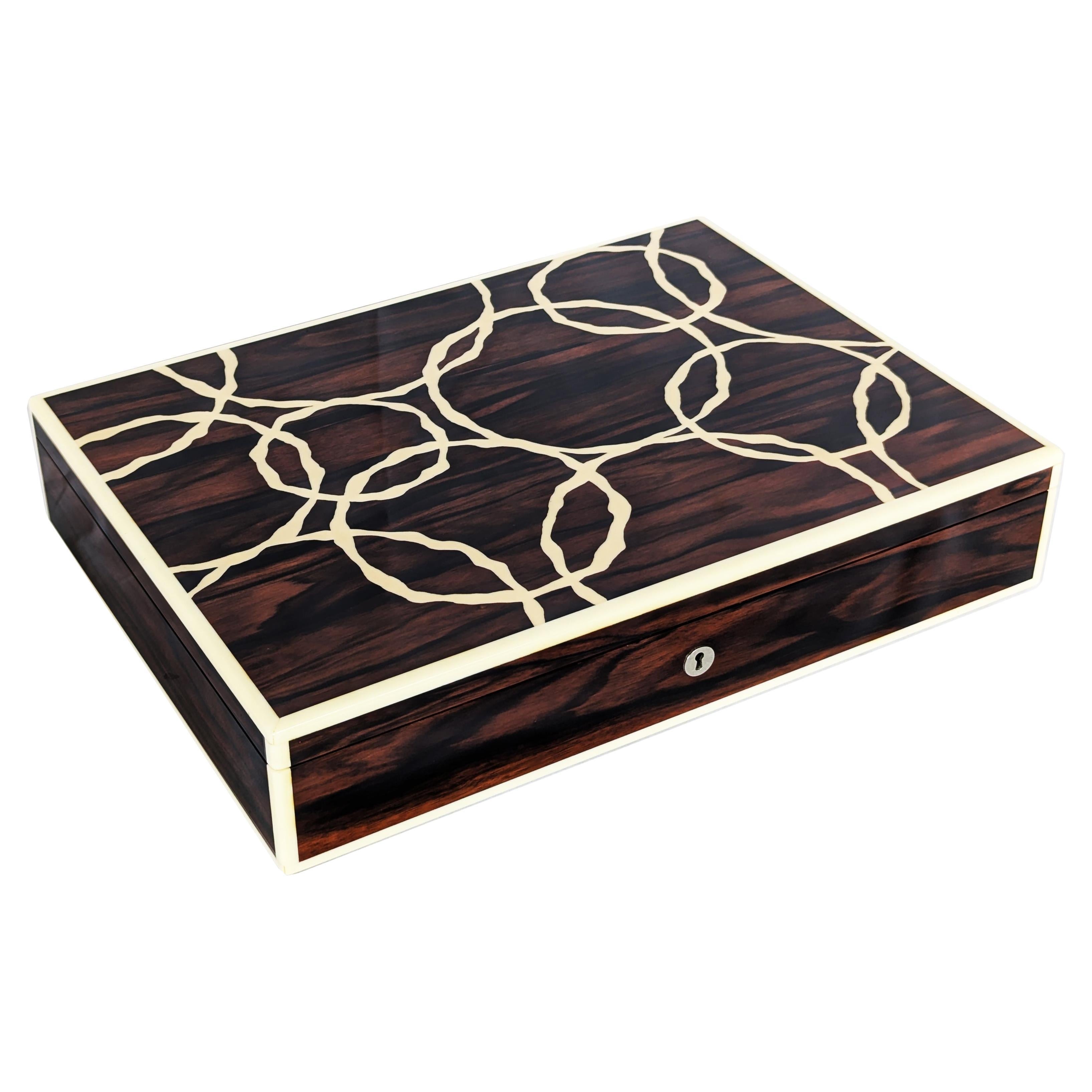 Valet Box Macassar Ébano forrado de cuero Siglo XXI  por Boucher & Co Australia