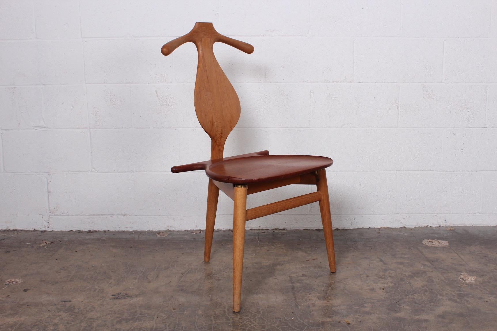 hans wegner valet chair