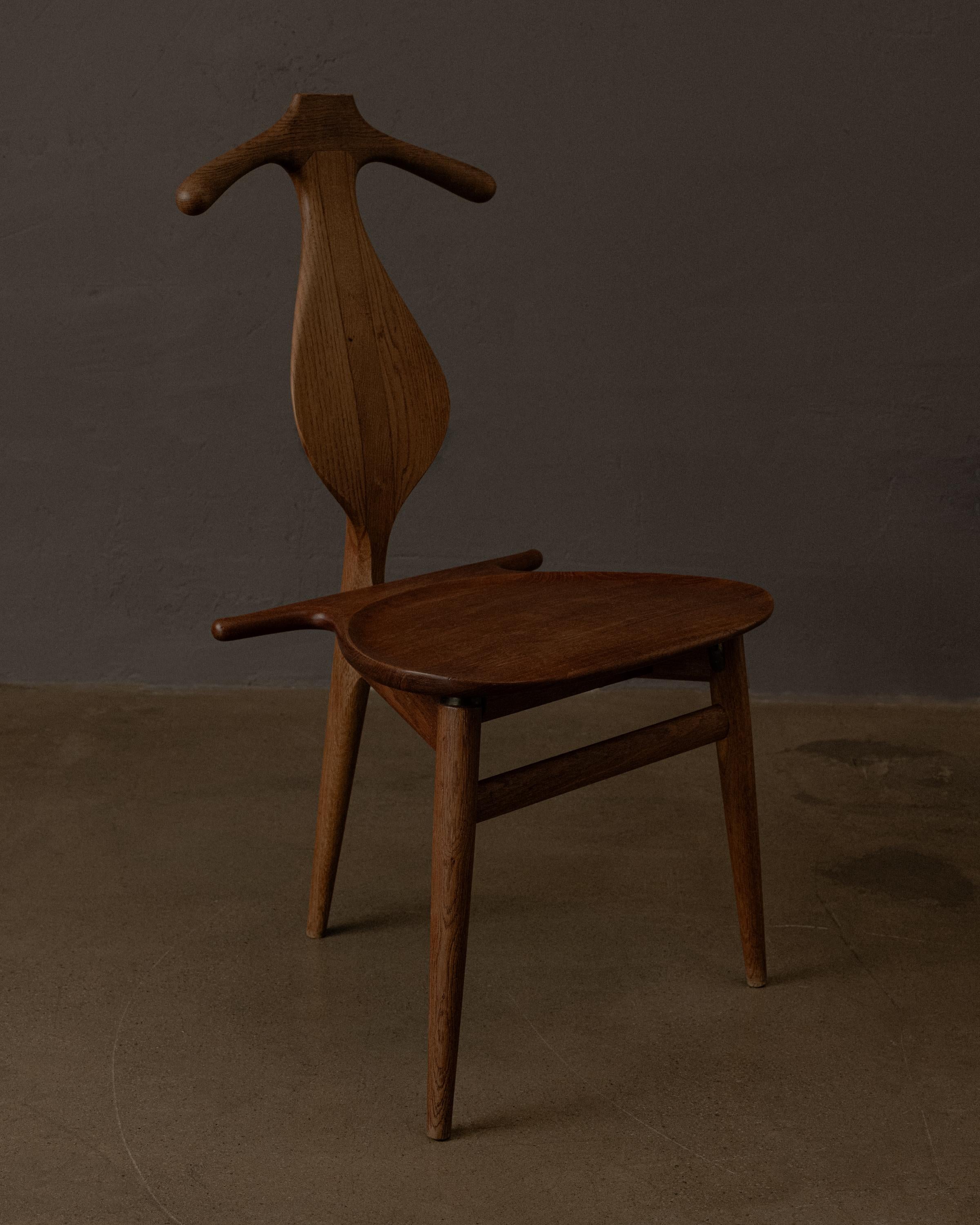 Mid-Century Modern Valet Chair by Hans Wegner For Sale