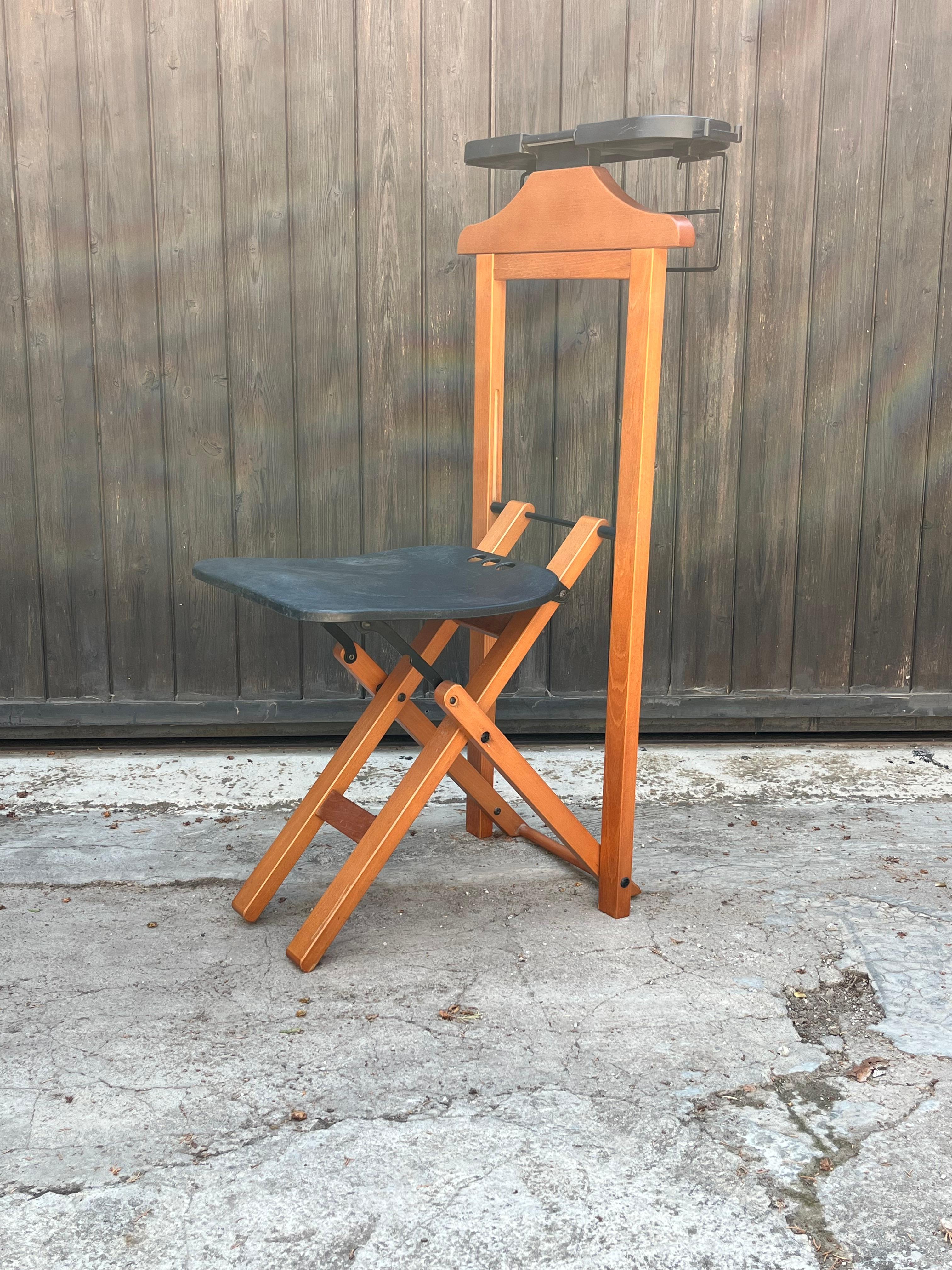 Valet/Appendiabiti pieghevole, con sedile, 