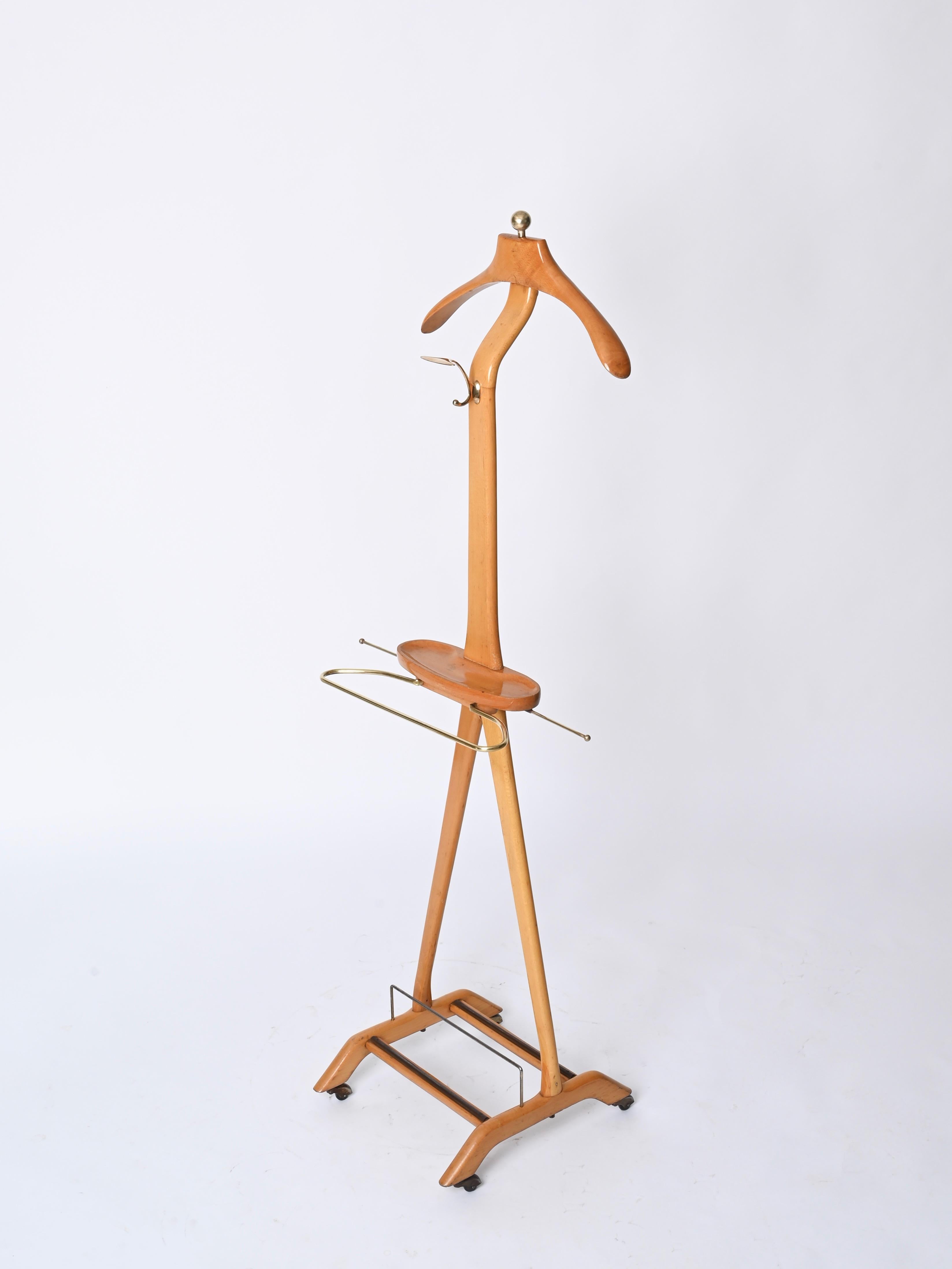 Mid-Century Modern Valet in Beech and Brass by Ico Parisi for Fratelli Reguitti, Italy, 1960s For Sale