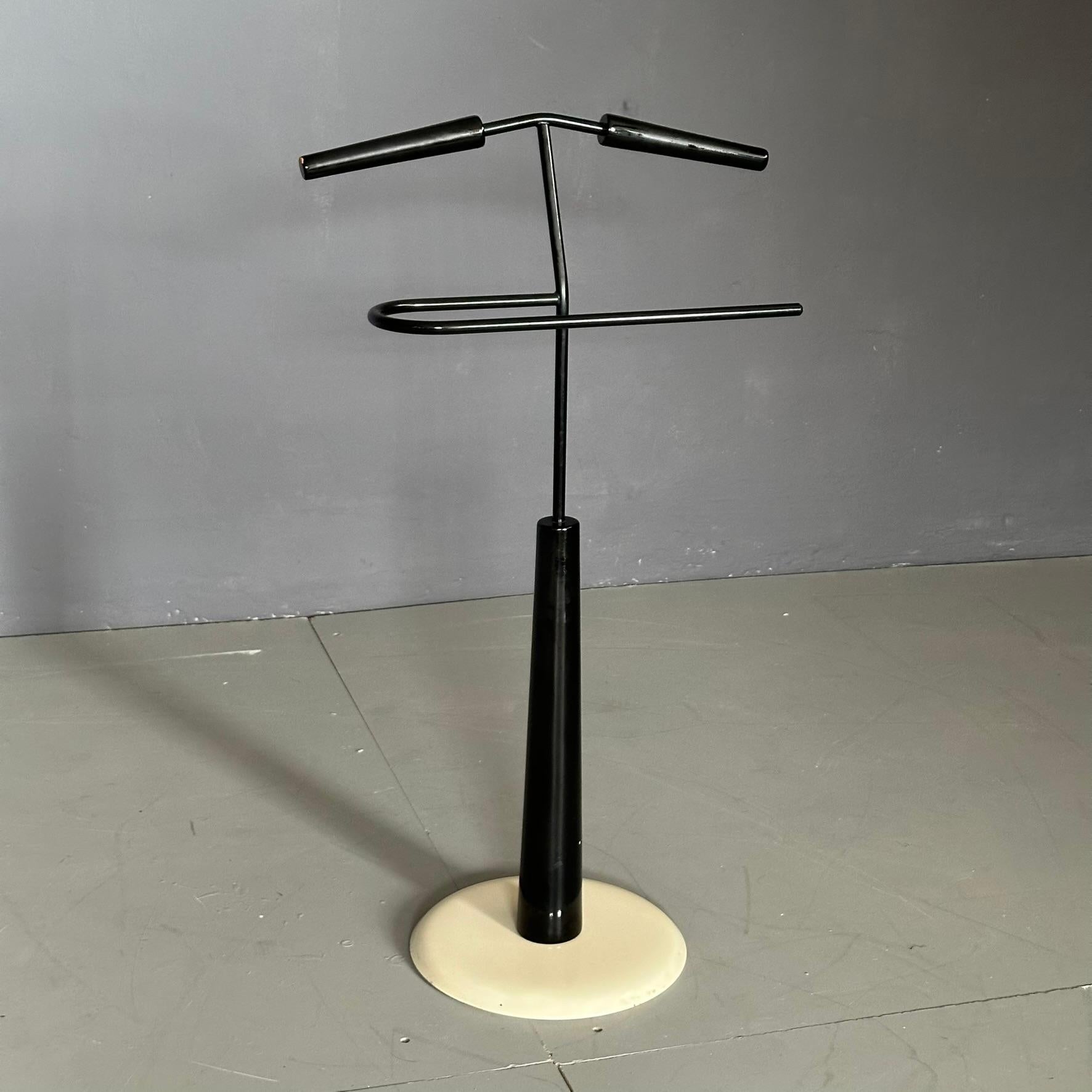 Mid-Century Modern Valet stand, 1980s, Italian manufacture, in black wood and cream metal base For Sale