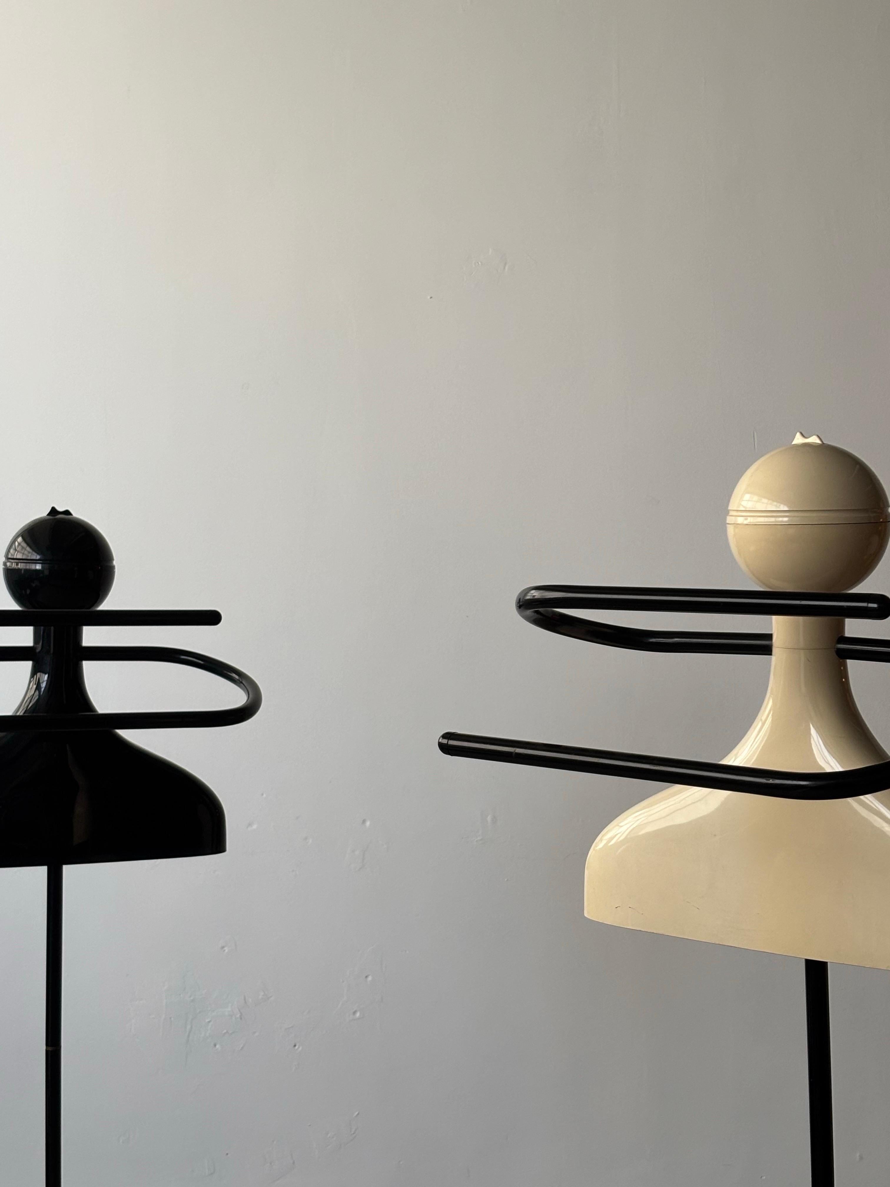 Valet de chambre par Anna Castelli Ferrieri pour Kartell, années 1980 Bon état - En vente à Tel Aviv-Yafo, Tel Aviv District