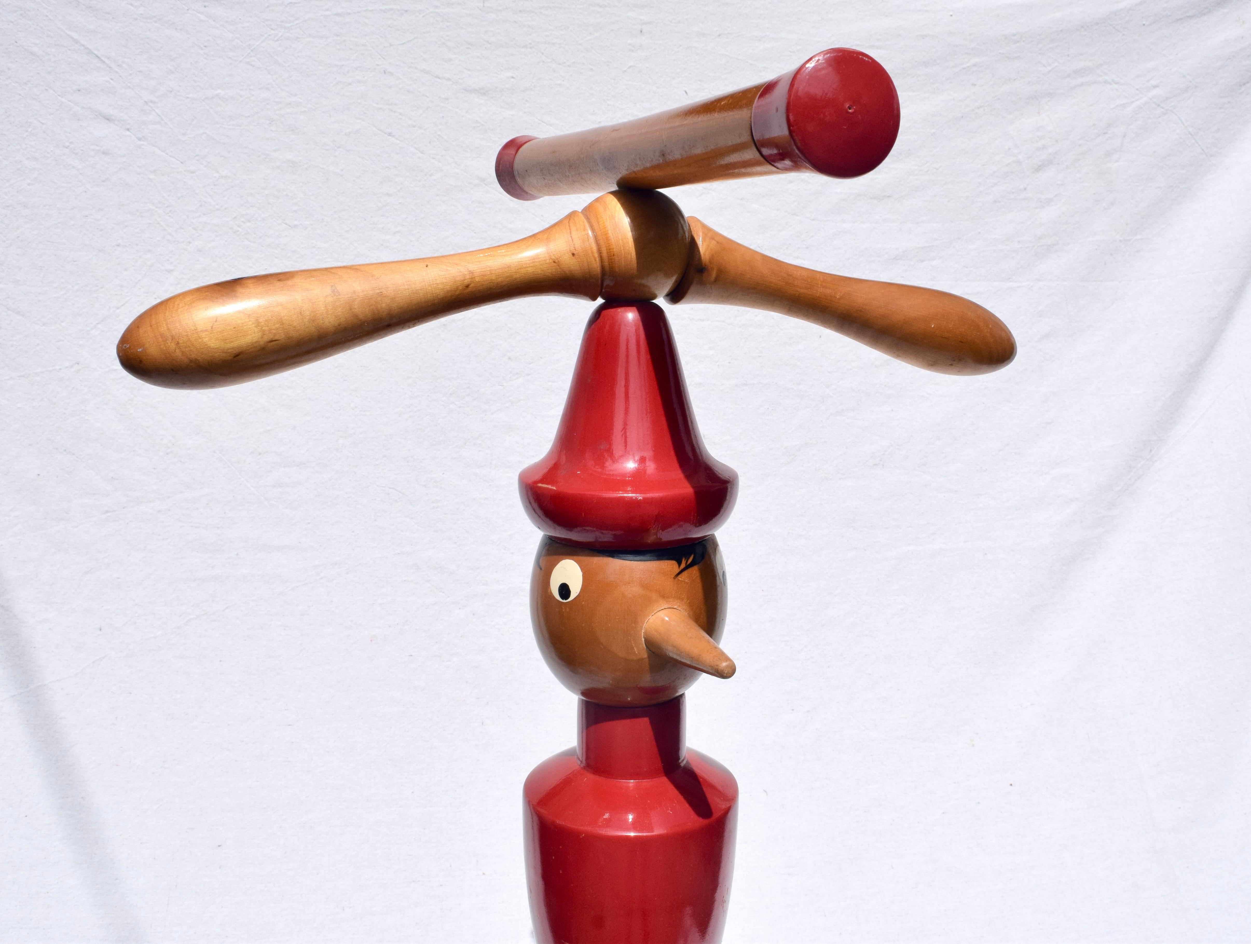 Valet Stands Pinocchio & Jiminy Cricket, 1940s Italian Design For Sale 5