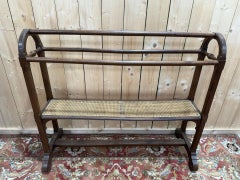 Valet / Throw-coat – Napoleon III Period – Wood and canework
