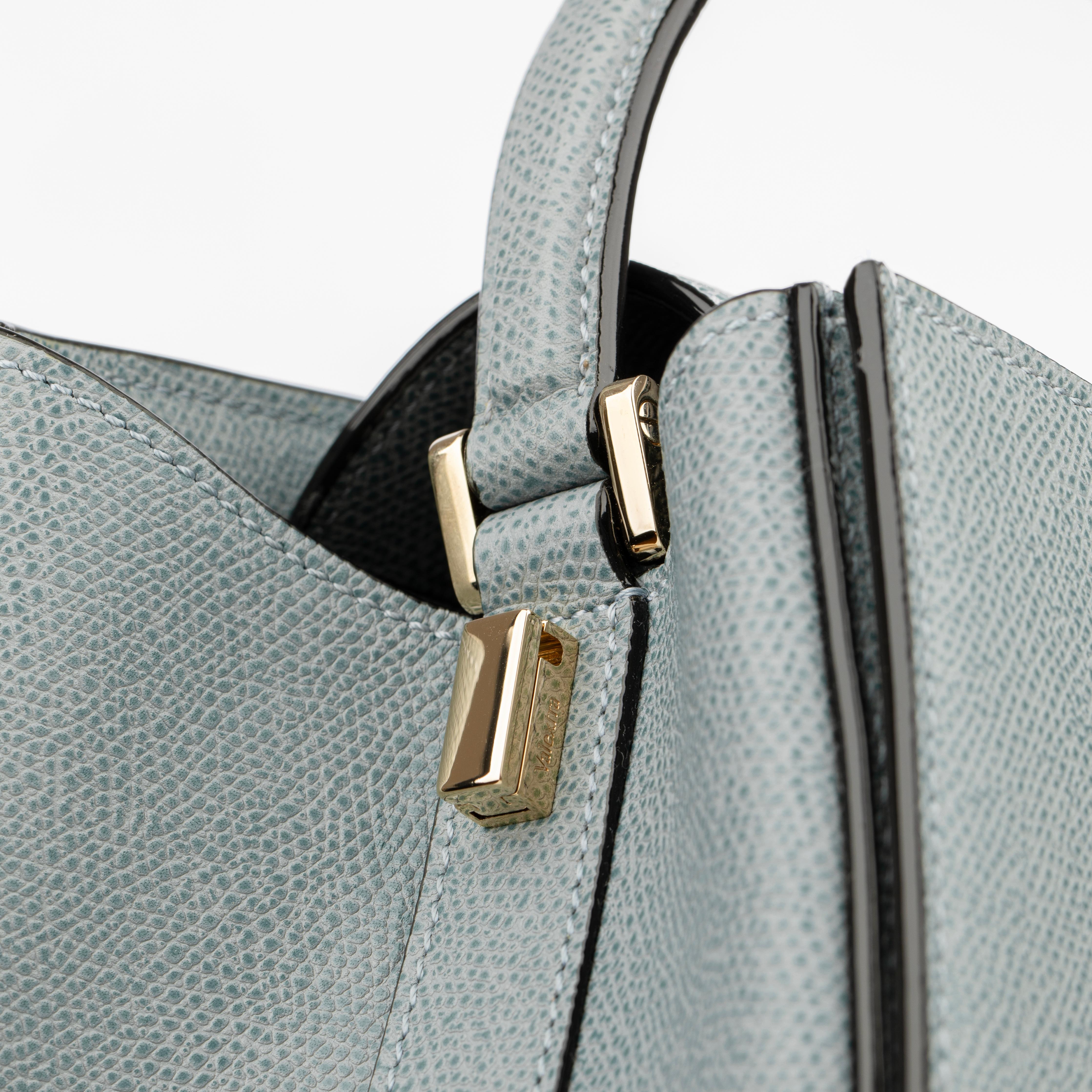 Valextra Brera Smokey Blue Grained Leather Medium Top Handle with Gold Tone Hard For Sale 6