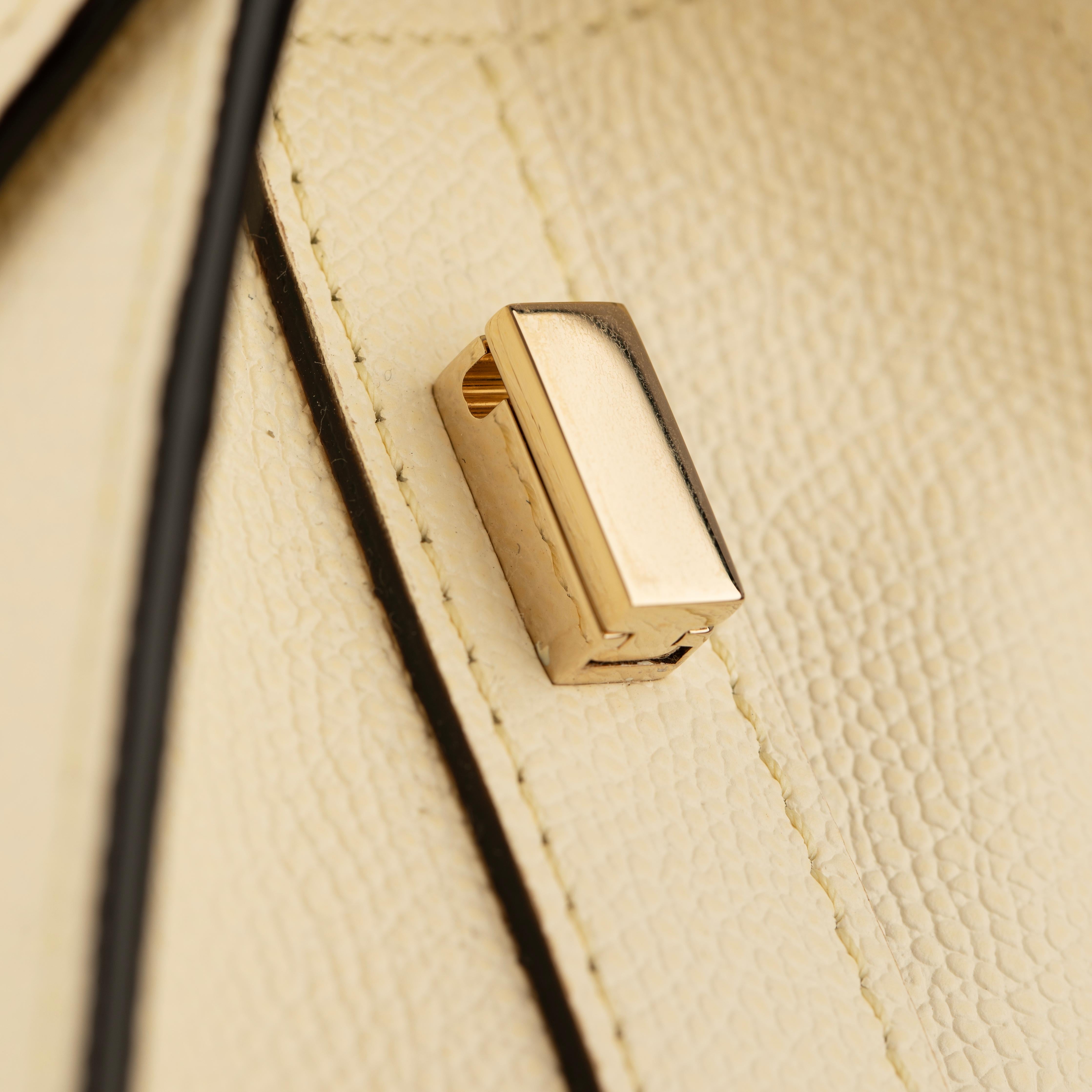 Valextra Iside - Sac à poignée moyenne en cuir blanc grainé Pergamena avec Gol en vente 6