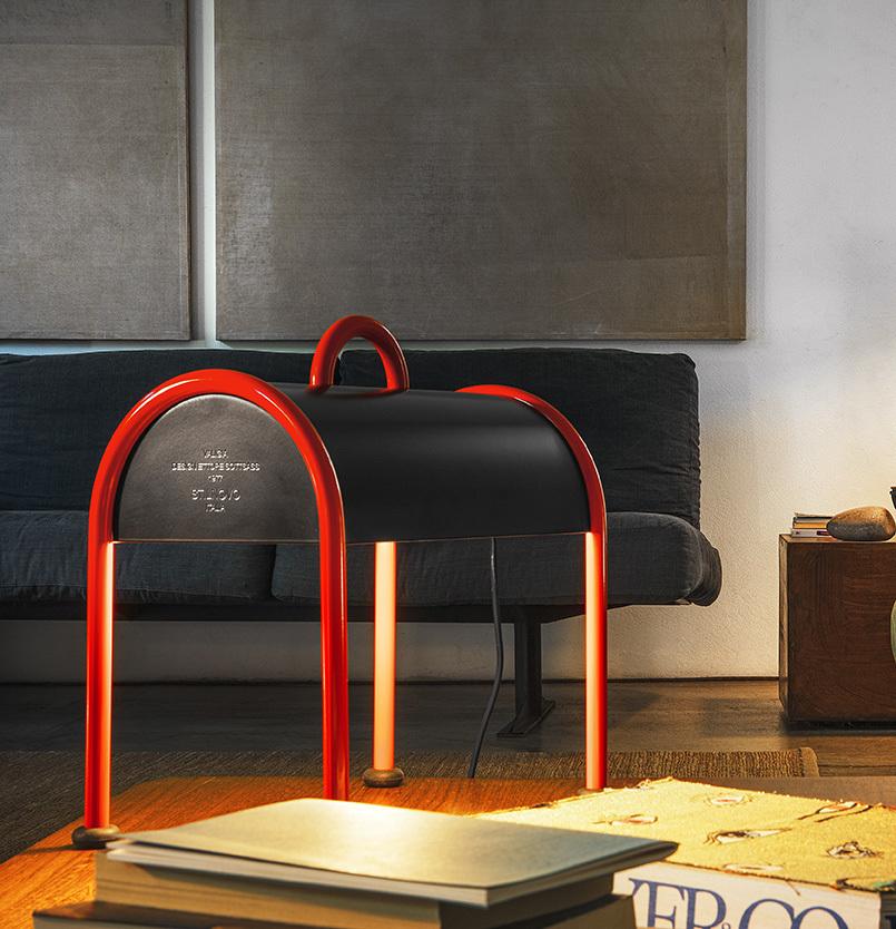 'Valigia' Memphis Style Floor or Table Lamp by Ettore Sottsass for Stilnovo (Gemalt) im Angebot
