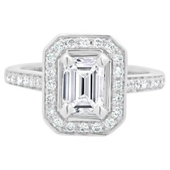 Valina 14 Karat White Gold Emerald Cut Engagement Ring