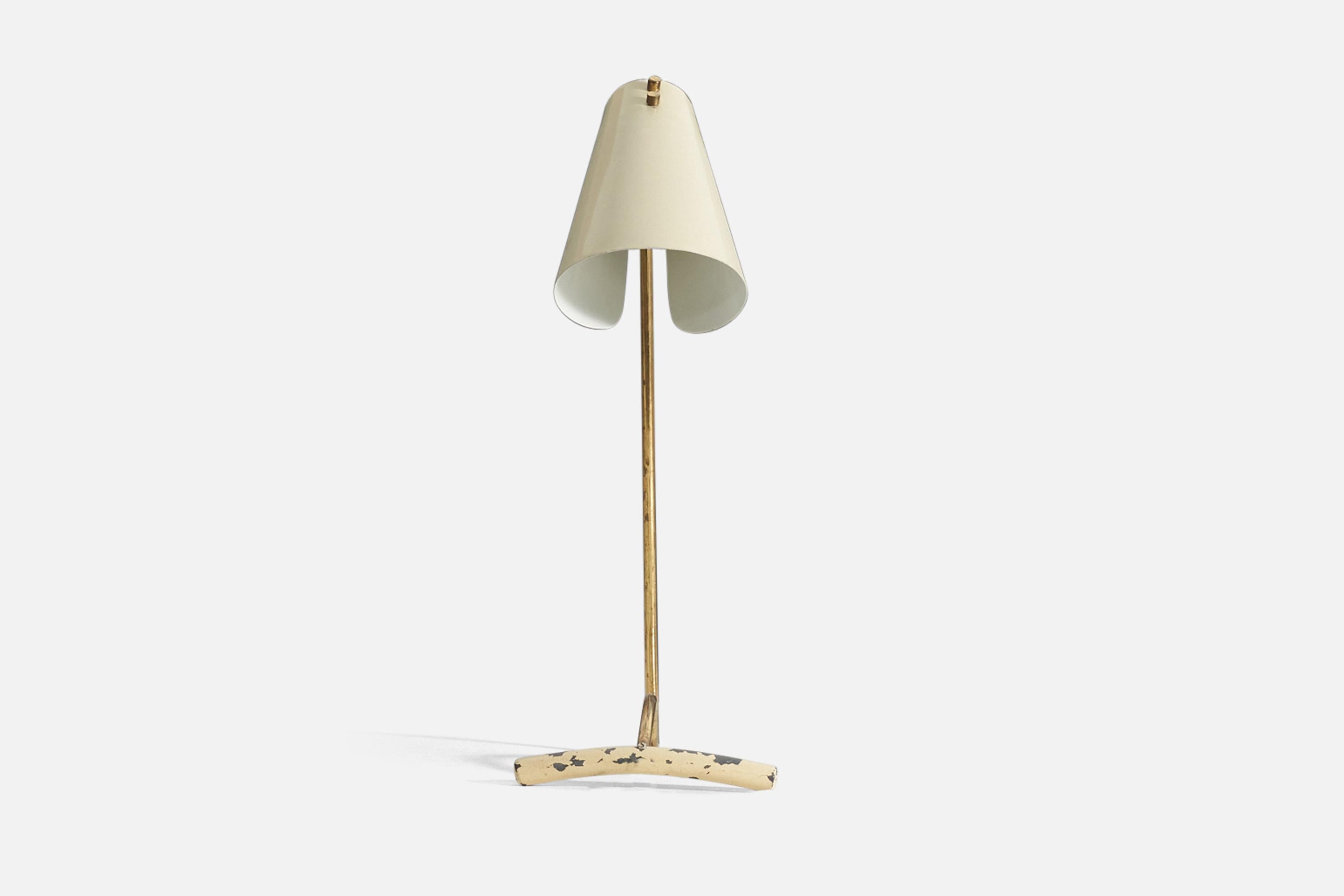 Scandinavian Modern Valinte, Table Lamp for Paimio Sanatorium, Brass, Tin, Cast Iron, Finland, 1950s For Sale