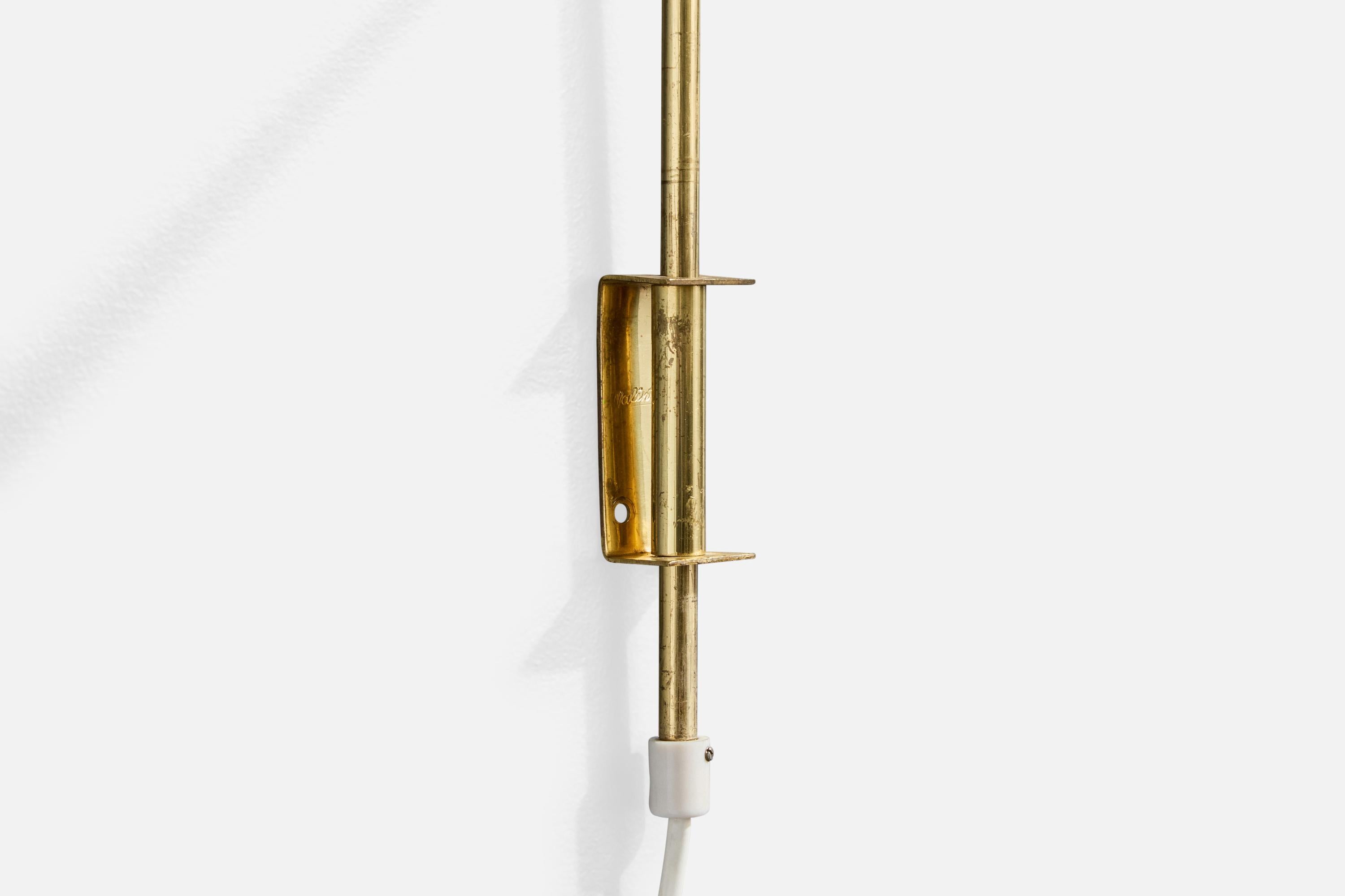 Valinte, Aplique, Latón, Ratán, Finlandia, Años 50 en Bueno estado para la venta en High Point, NC